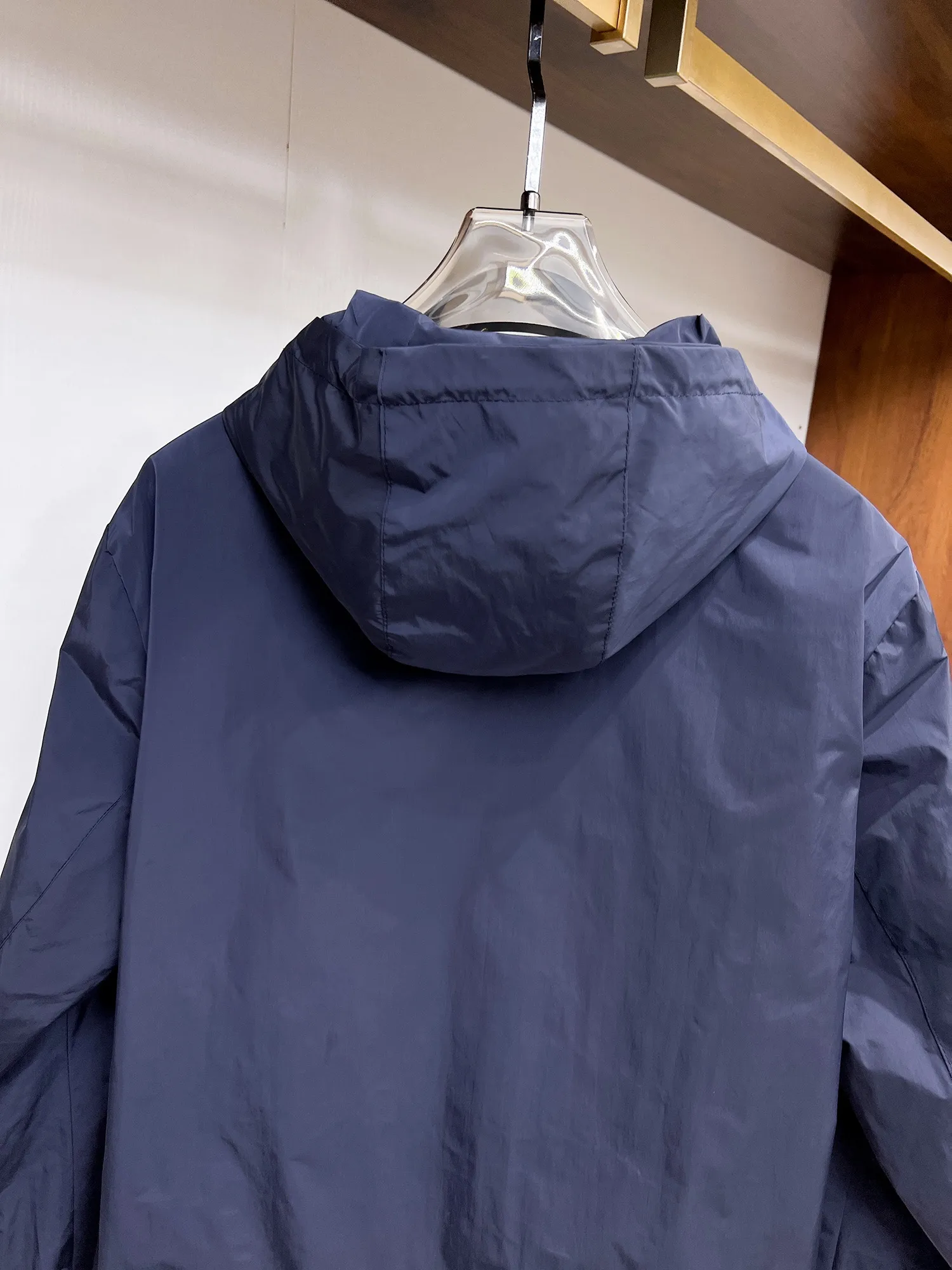 Re-Nylon Hooded Zip-Up Jacket D38014706 — view 13