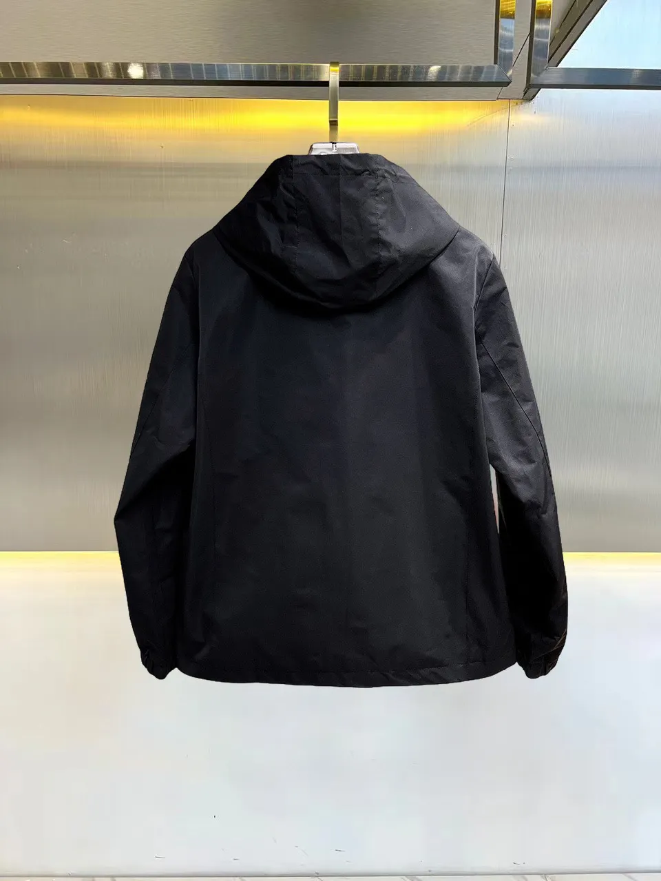 Hooded Utility Jacket with Buckle Pockets D38014727 — view 2