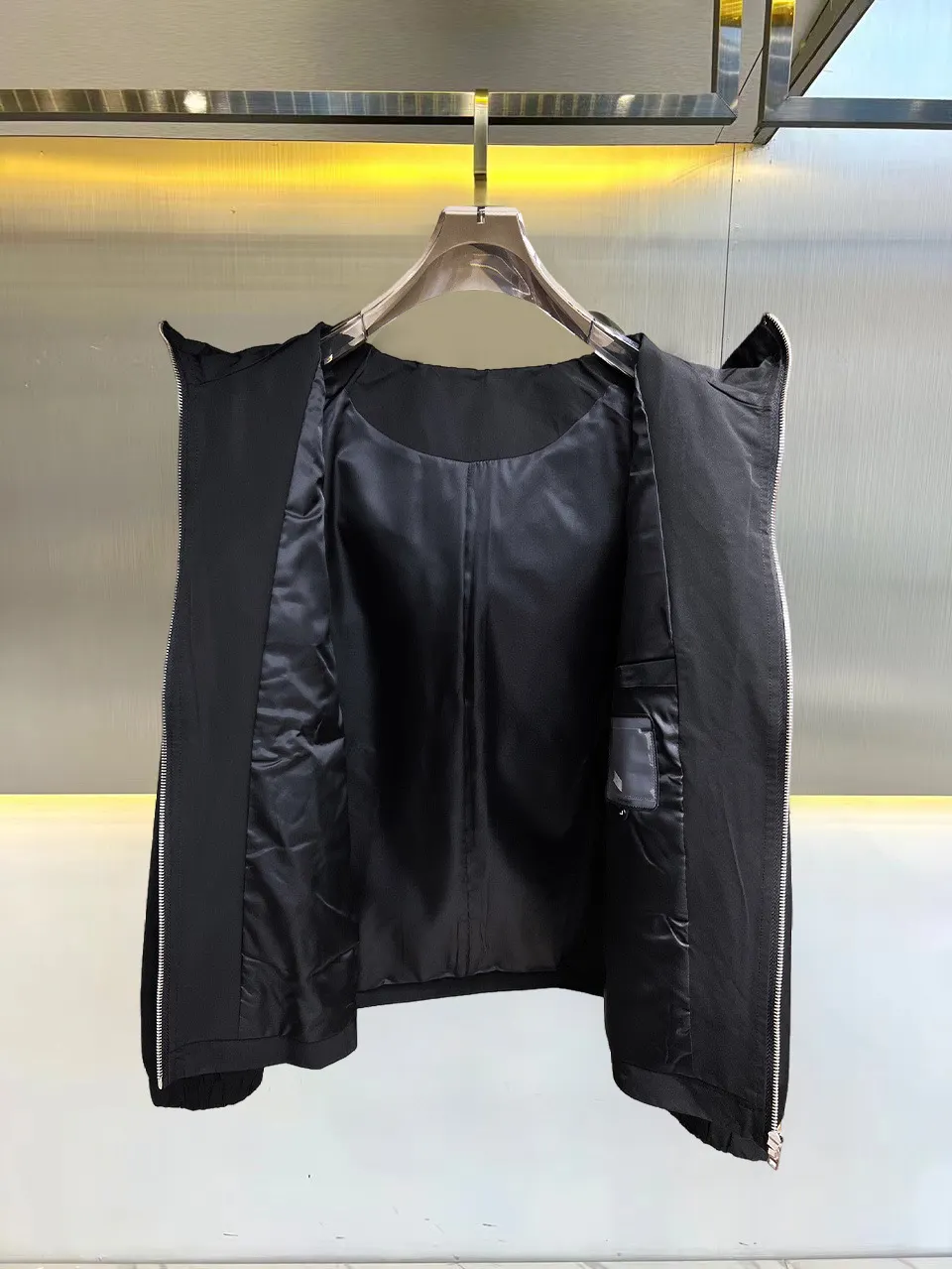 Logo-Appliquéd Hooded Shell Jacket D38014729 — view 3