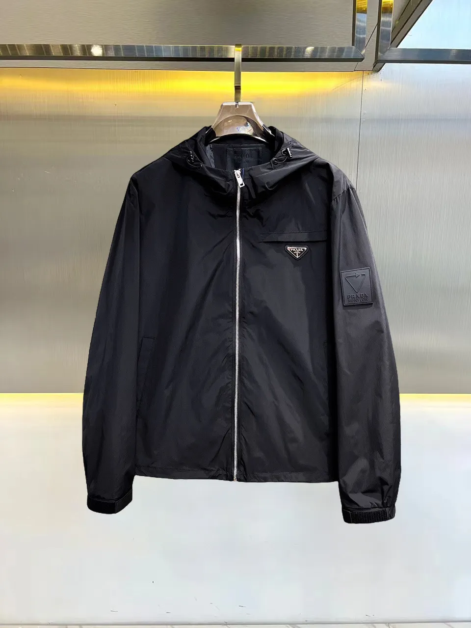Logo-Appliquéd Hooded Shell Jacket D38014705