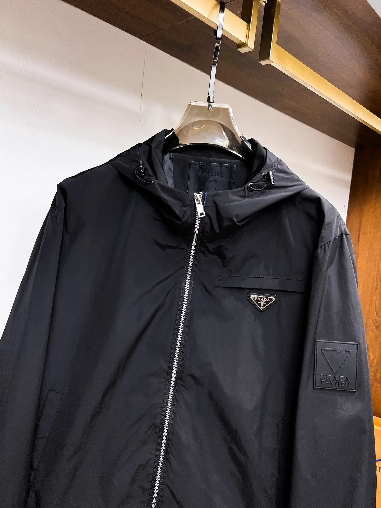 Logo-Appliquéd Hooded Shell Jacket D38014705 — view 4