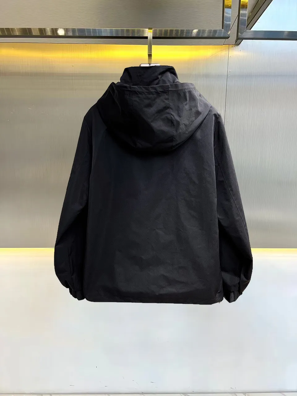 Logo-Appliquéd Hooded Field Jacket D38014730 — view 2