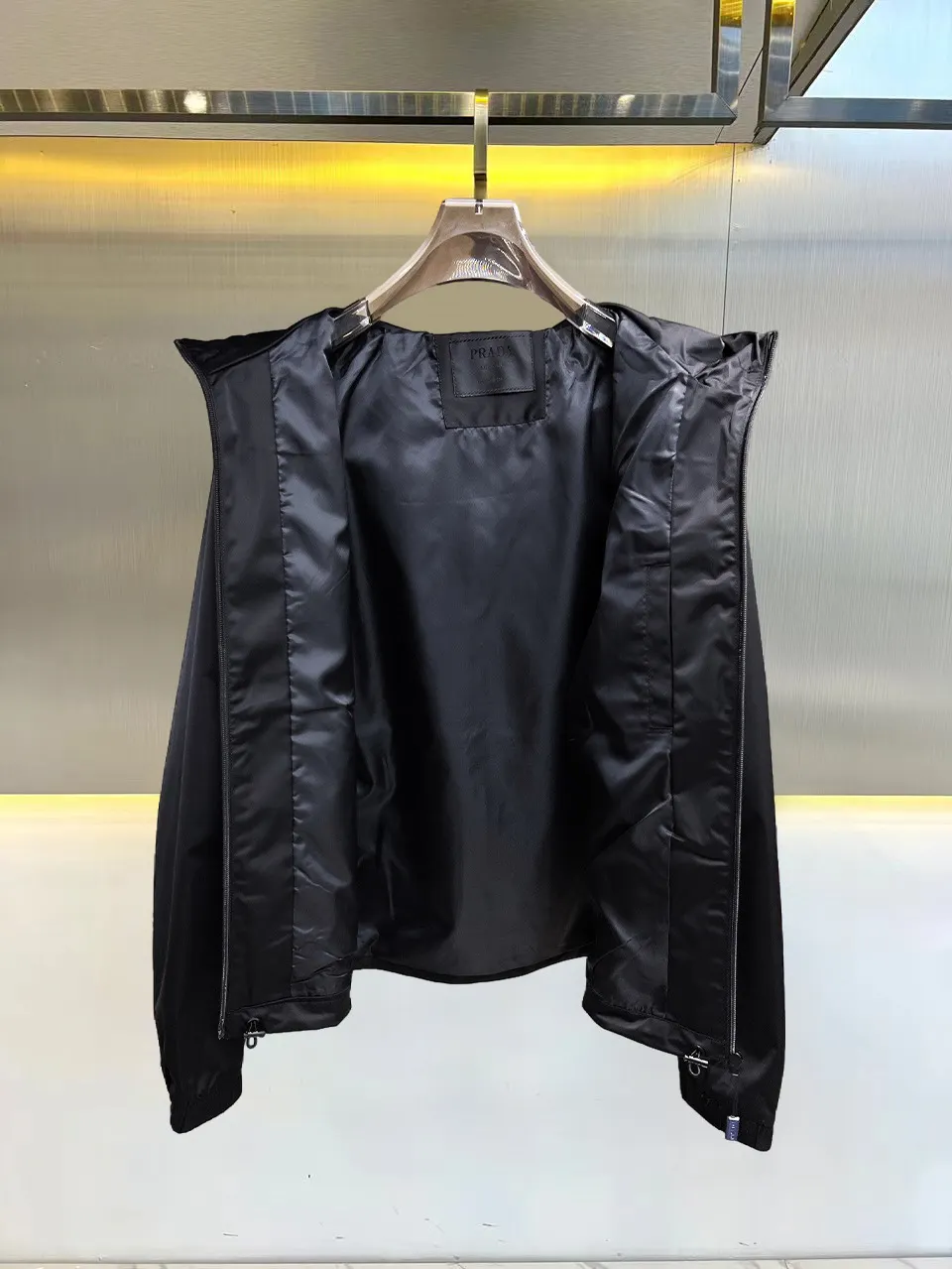 Logo-Plaque Hooded Shell Jacket D38014700 — view 3