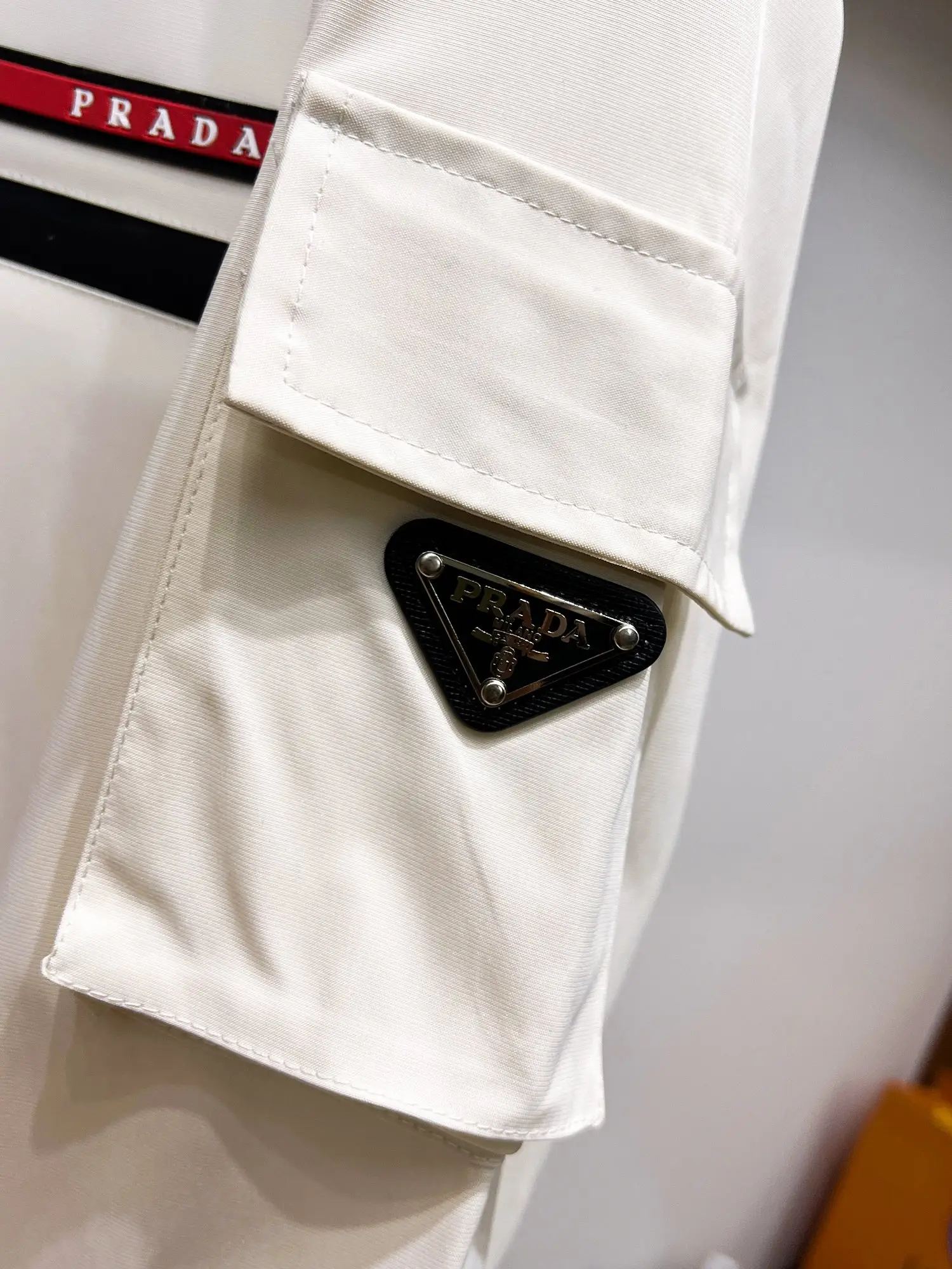 Hooded Technical Shell Jacket D38014699 — view 6