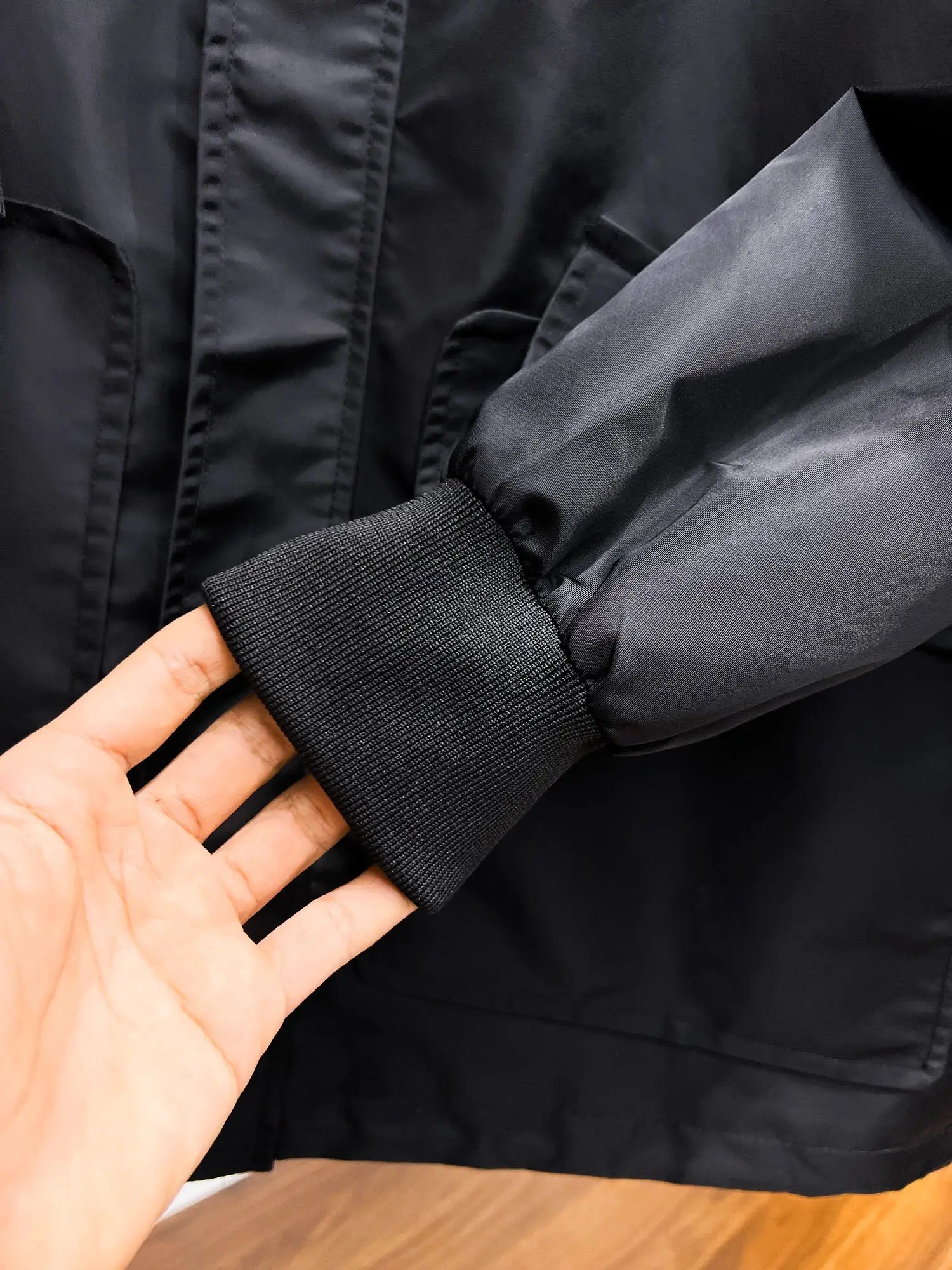 Logo-Appliquéd Hooded Shell Jacket D38014707 — view 11