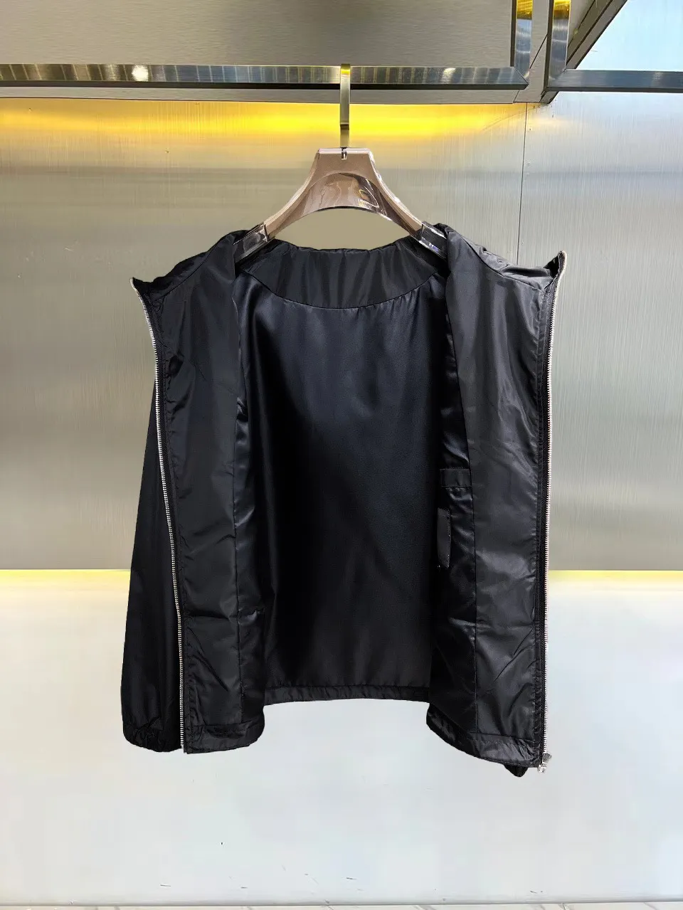Logo-Appliquéd Hooded Shell Jacket D38014725 — view 3