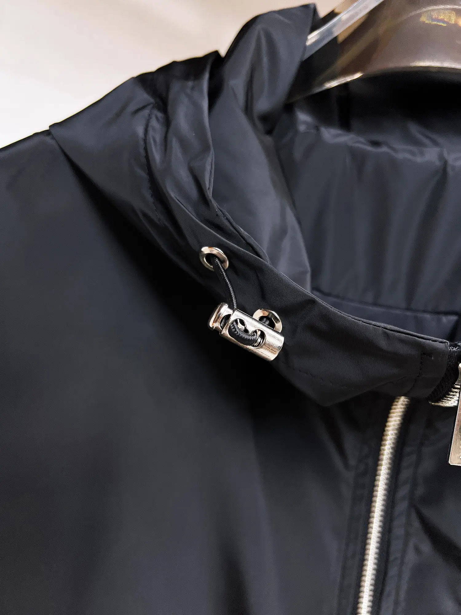 Logo-Appliquéd Hooded Shell Jacket D38014725 — view 7
