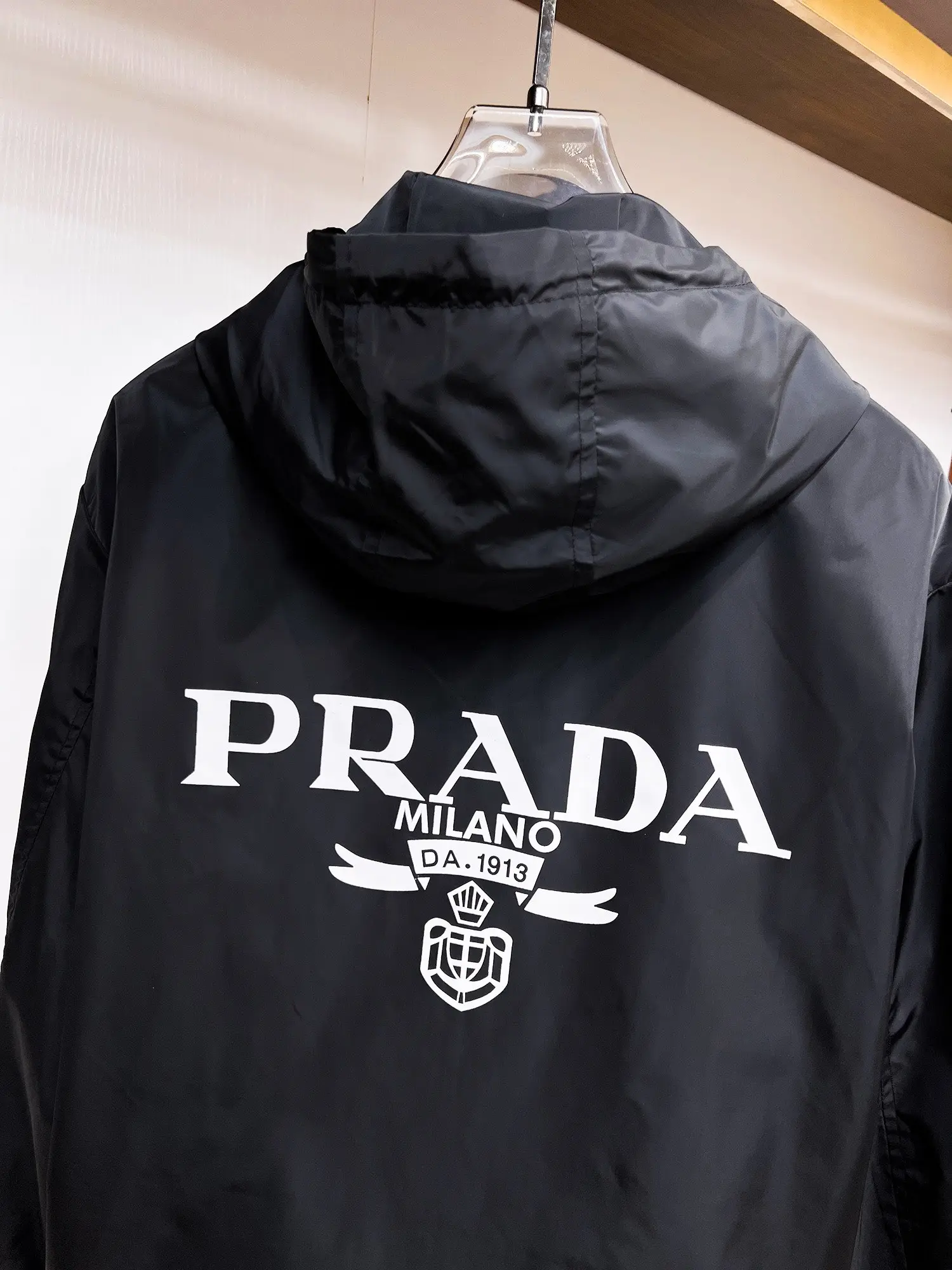 Logo-Appliquéd Hooded Shell Jacket D38014725 — view 10