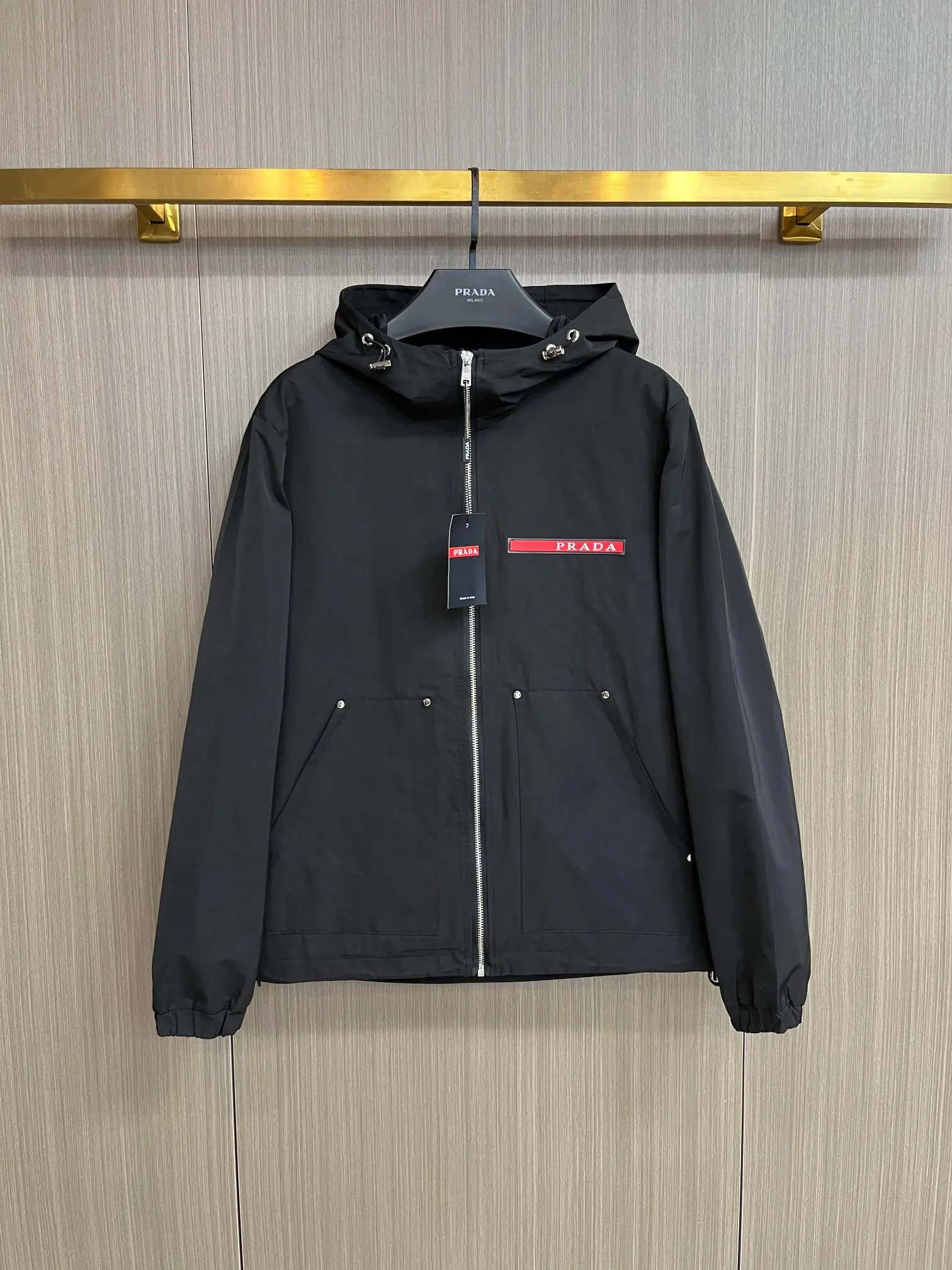 Logo-Patch Hooded Shell Jacket D38014288