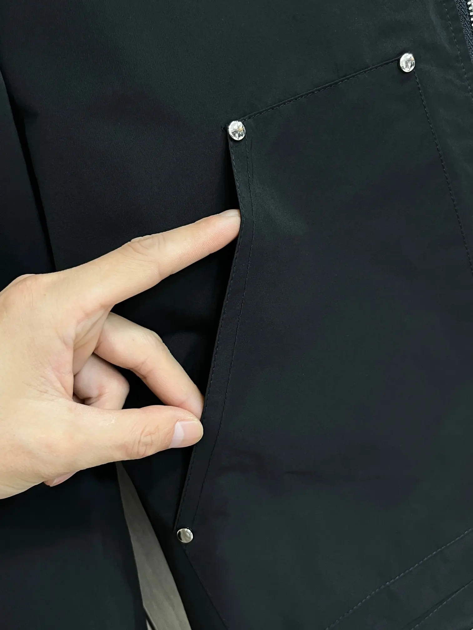 Logo-Patch Hooded Shell Jacket D38014288 — view 8