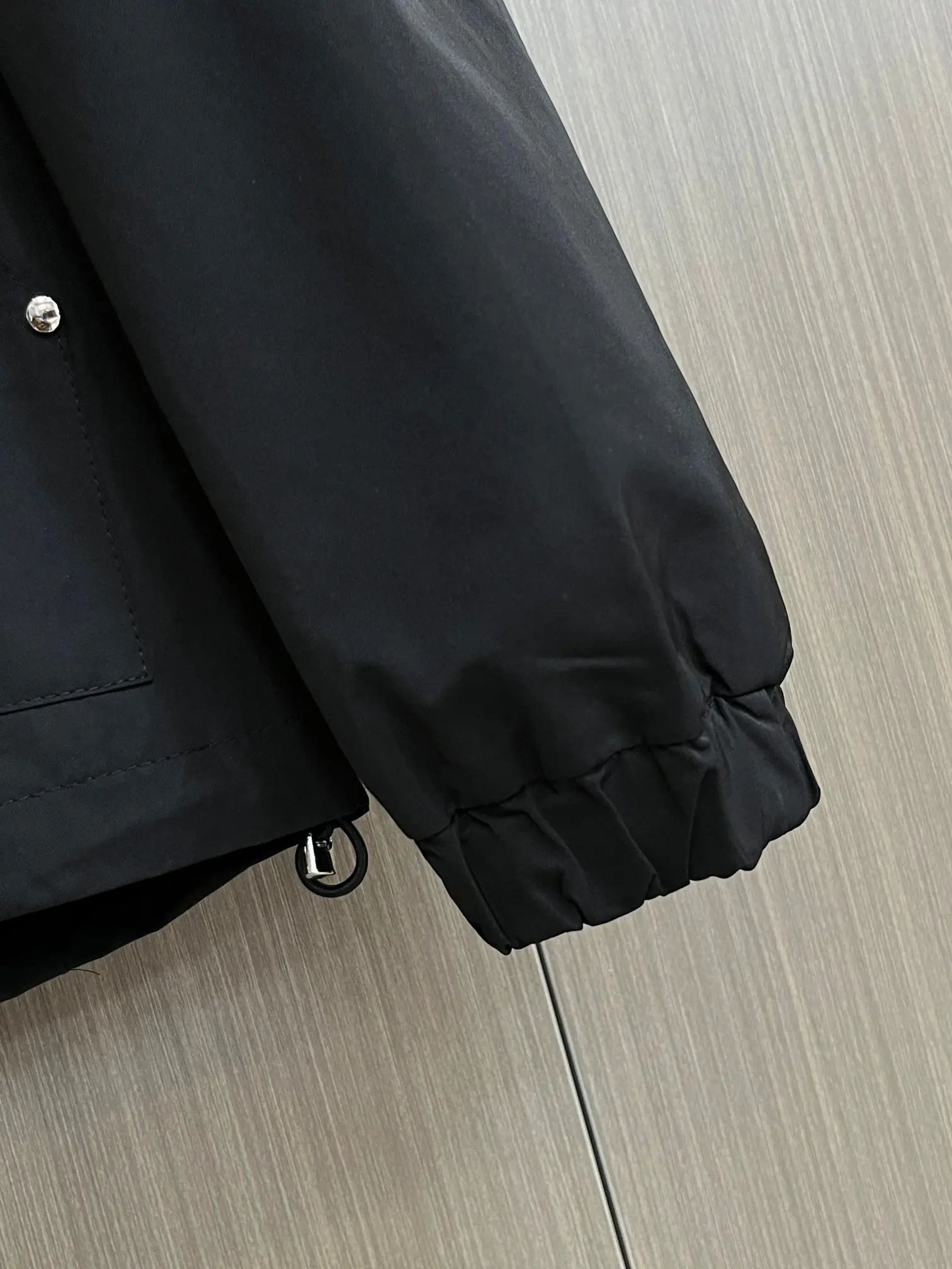 Logo-Patch Hooded Shell Jacket D38014288 — view 9