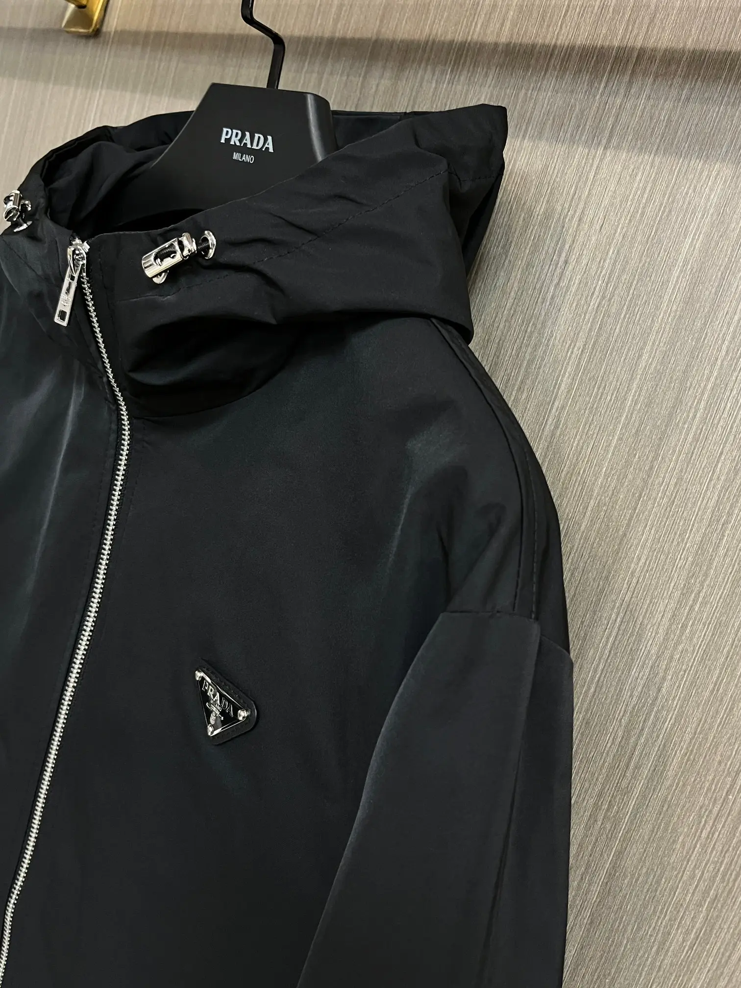 Logo-Appliqué Hooded Shell Jacket D38014283 — view 4