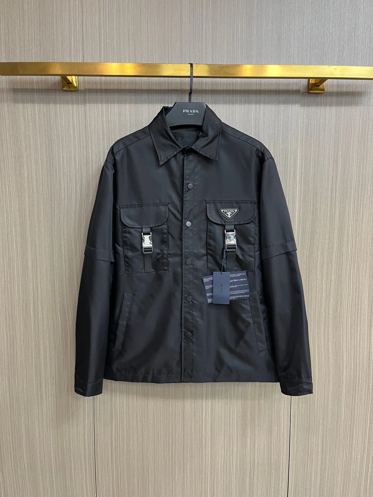 Re-Nylon Buckle Detail Utility Jacket D38014364