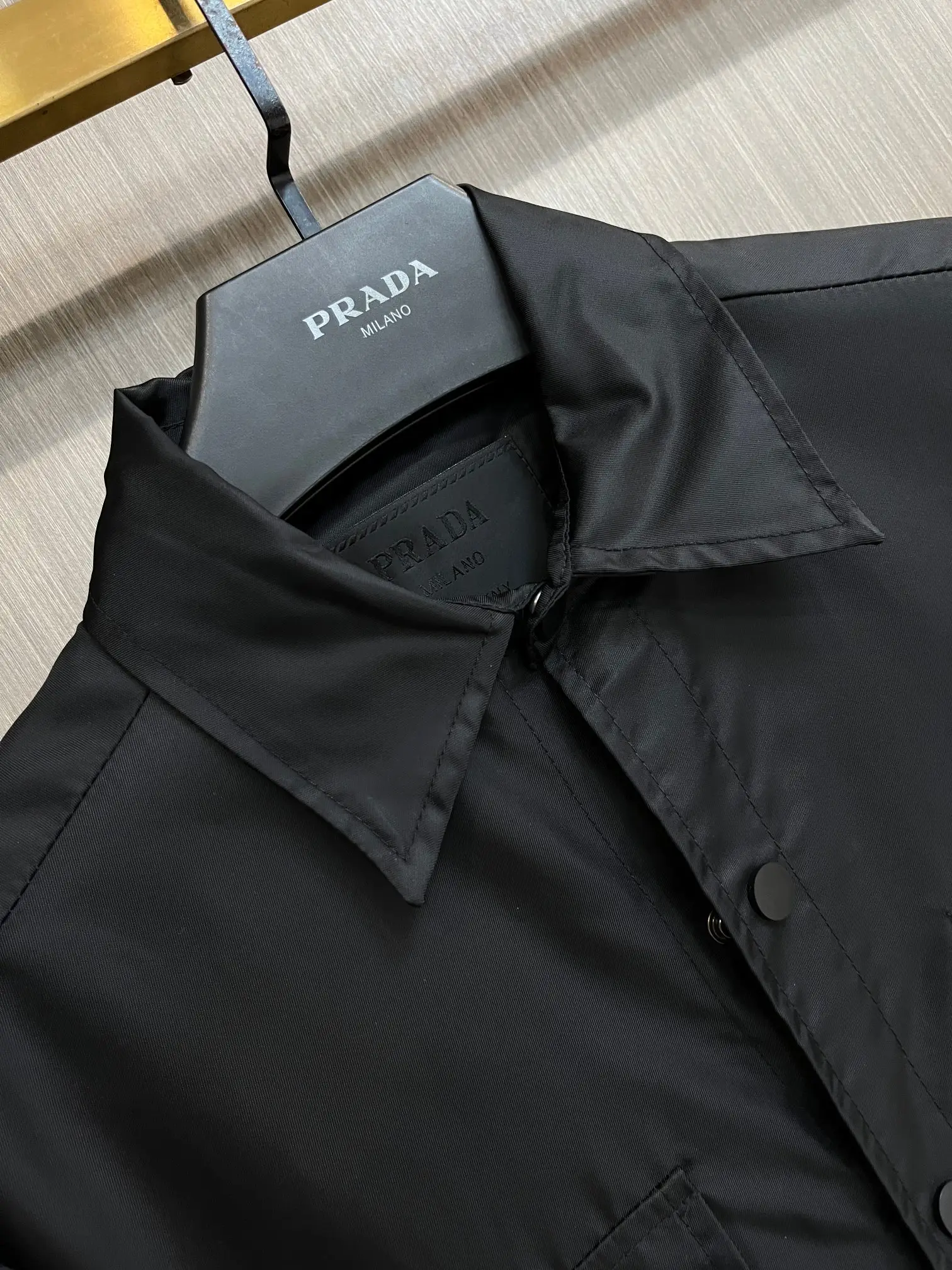 Re-Nylon Buckle Detail Utility Jacket D38014364 — view 3
