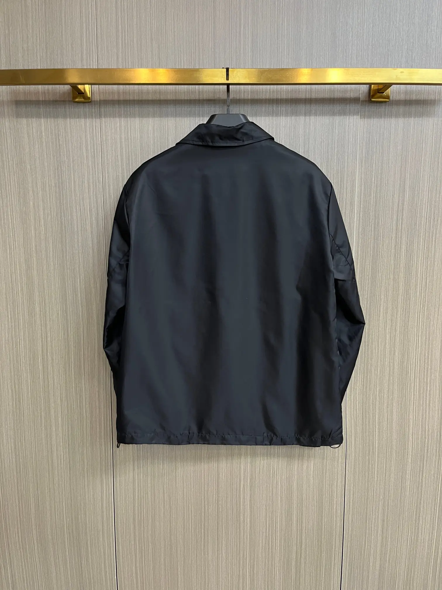 Logo-Plaque Re-Nylon Shirt Jacket D38014388 — view 2