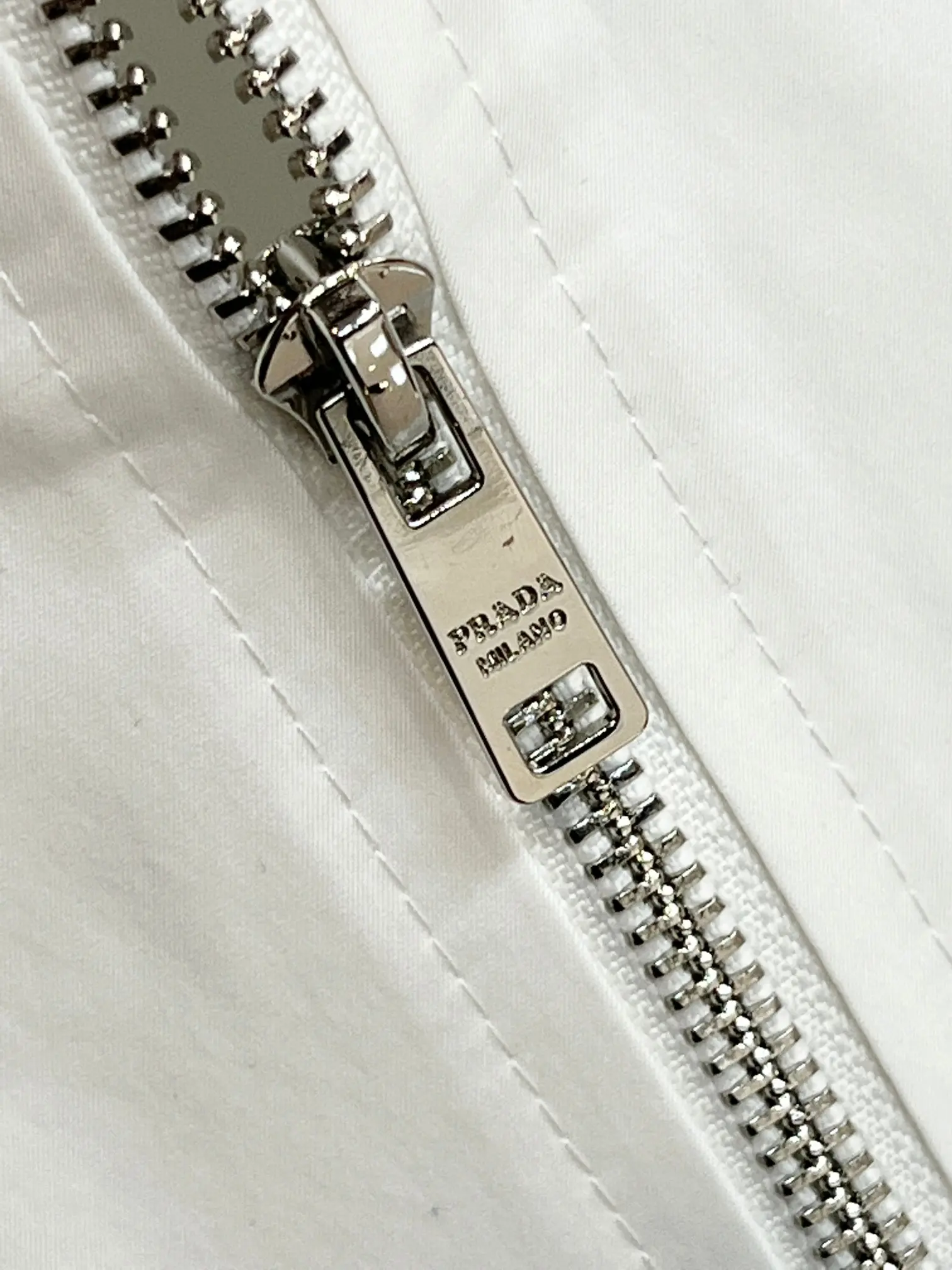 Logo-Appliqué Hooded Shell Jacket D38014301 — view 6