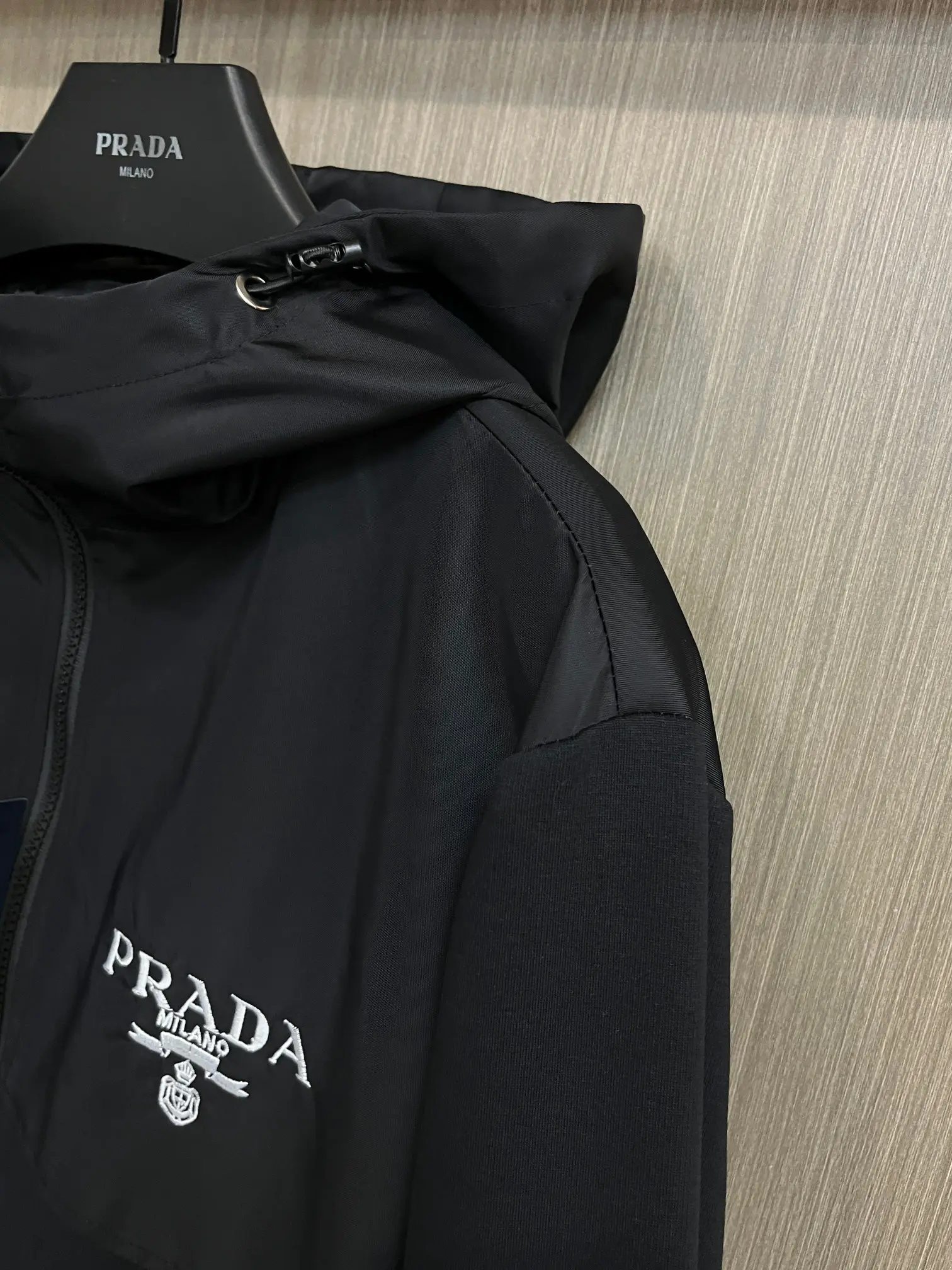 Logo-Print Hooded Shell Jacket D38014269 — view 5
