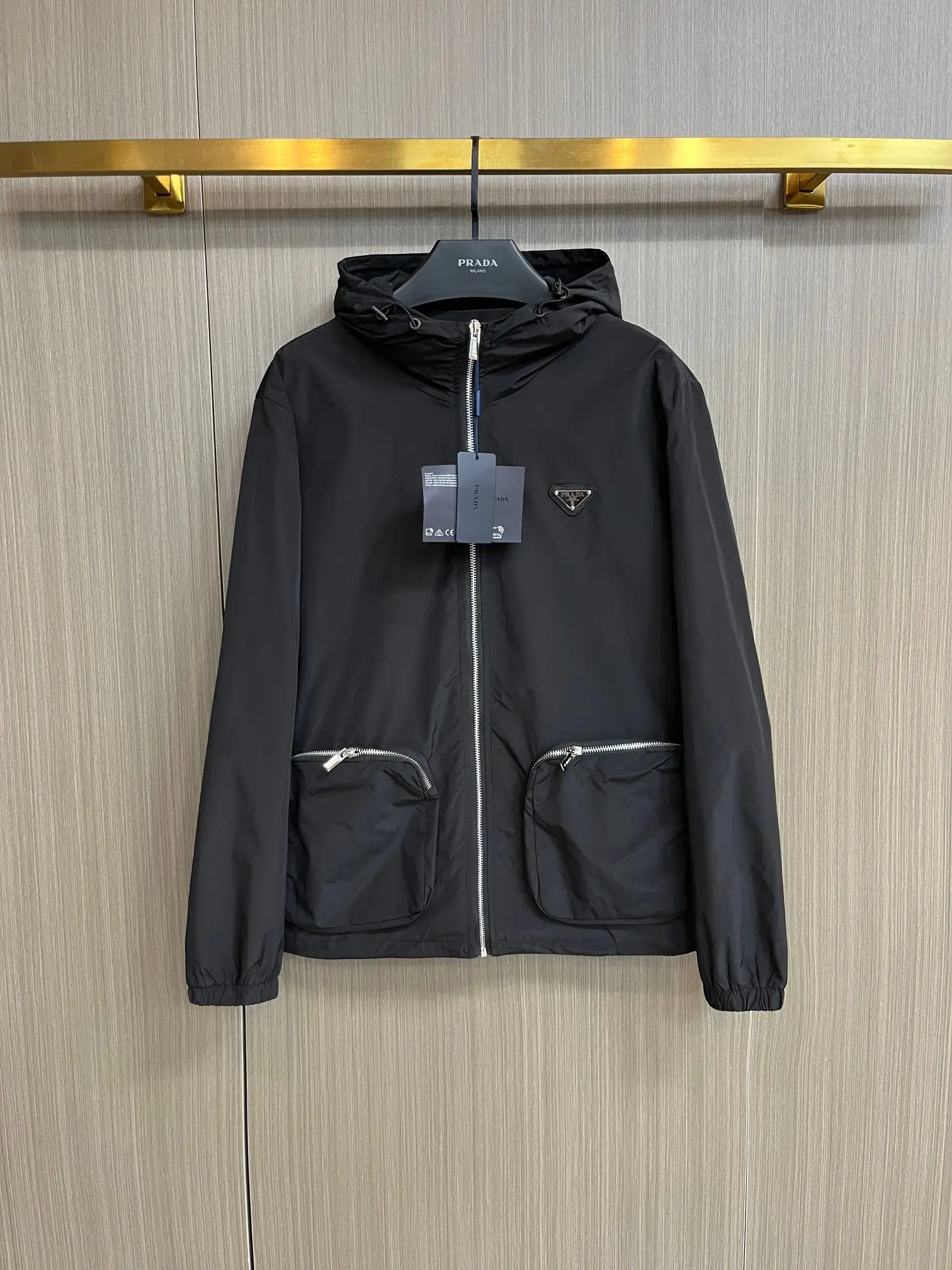 Hooded Technical Fabric Shell Jacket D38014274