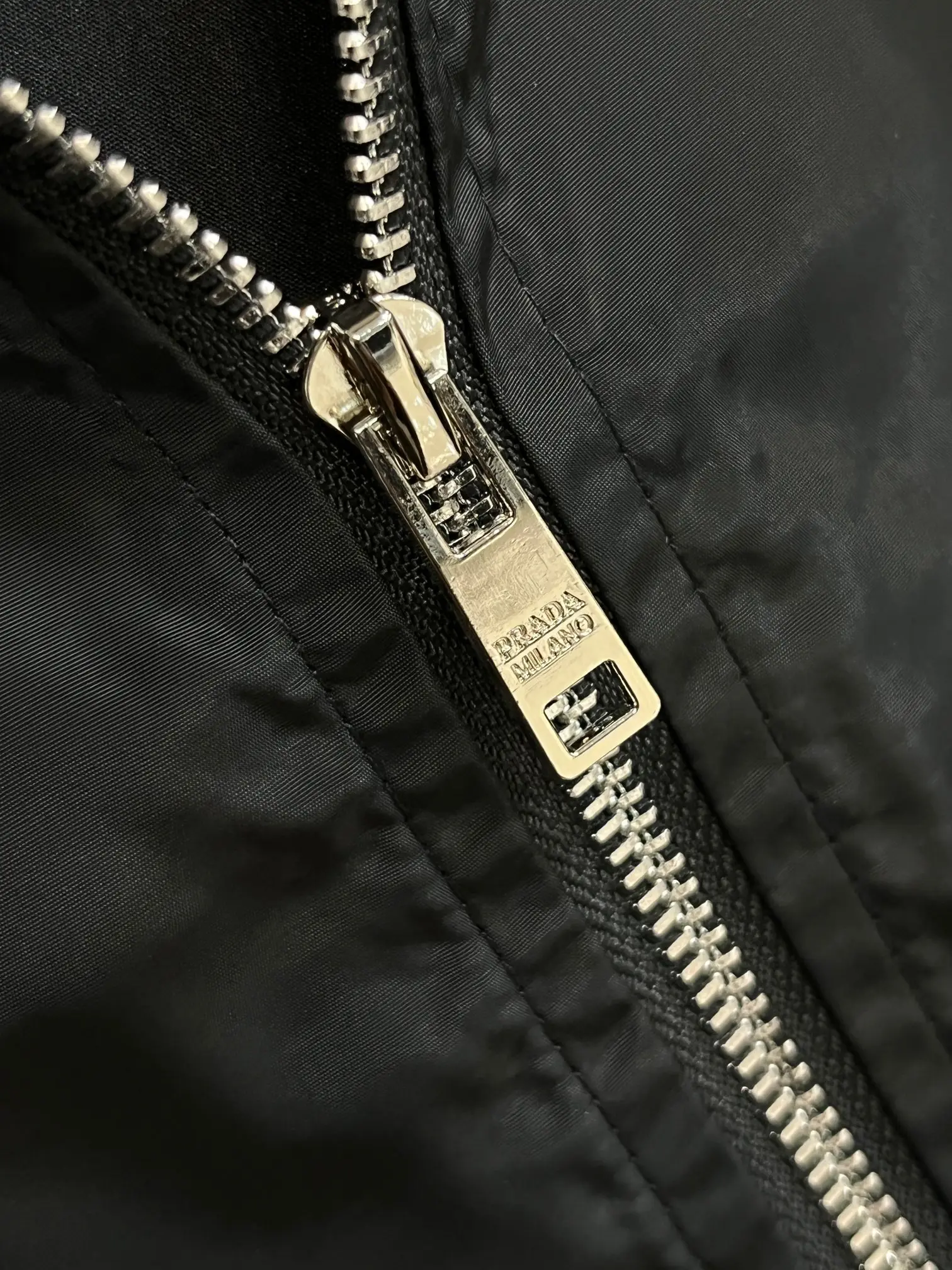 Logo-Appliquéd Hooded Shell Jacket D38014284 — view 5