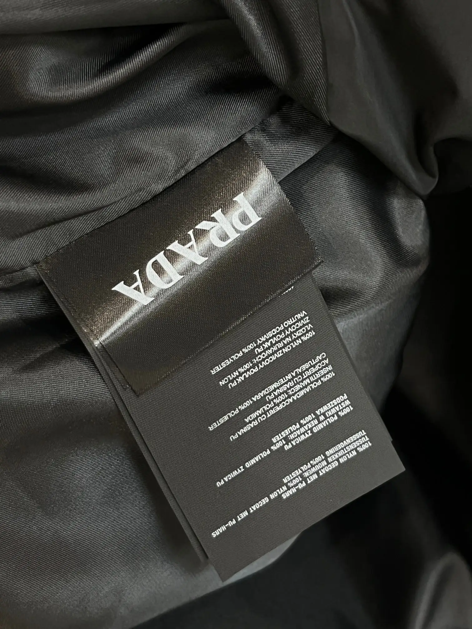 Logo-Appliquéd Hooded Shell Jacket D38014268 — view 9