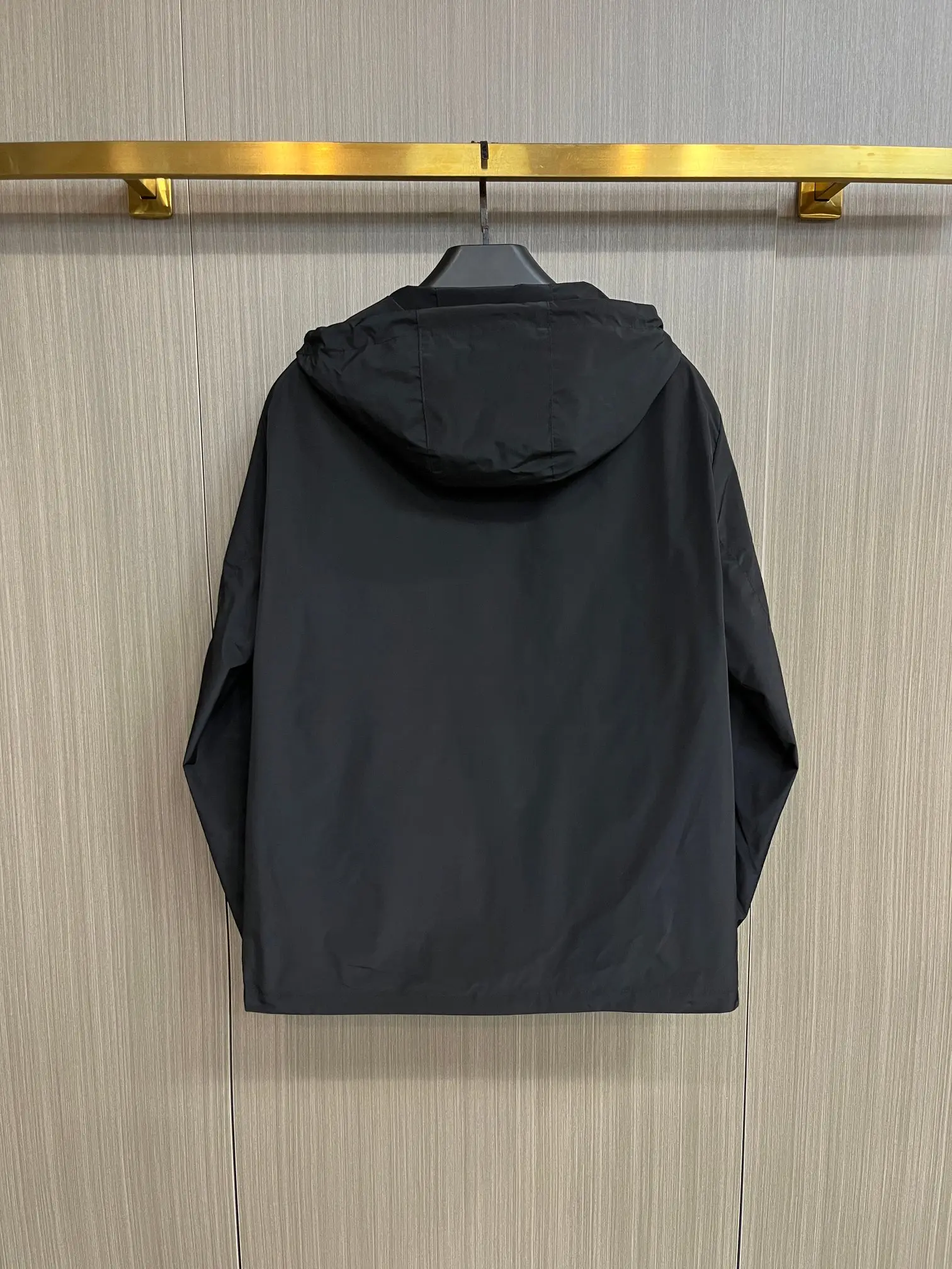 Hooded Nylon Windbreaker Jacket D38014394 — view 2
