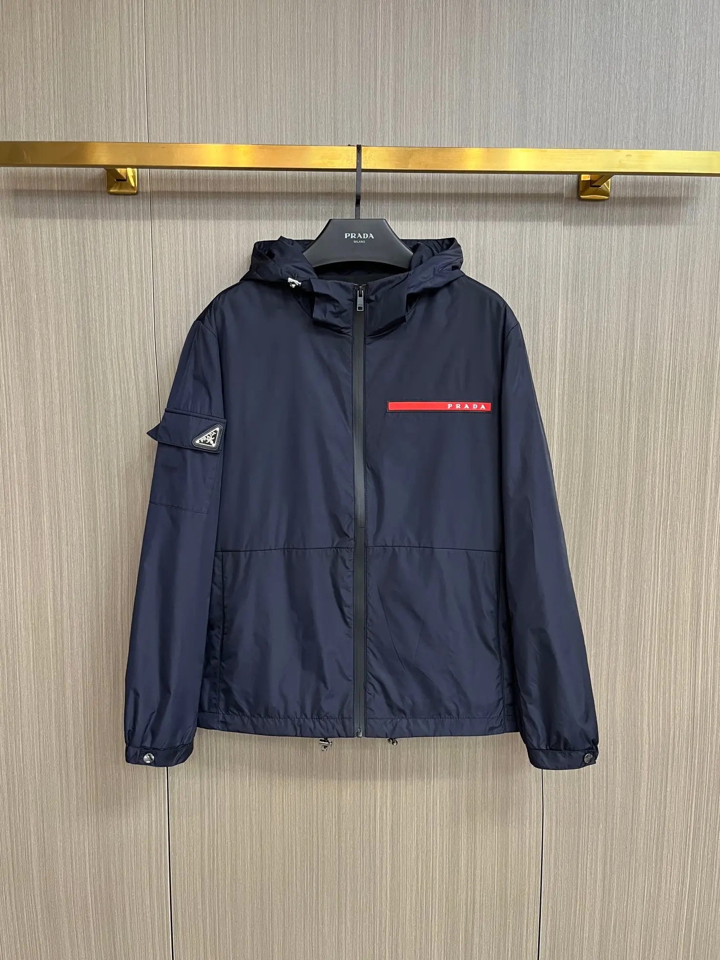 Logo-Patch Hooded Shell Jacket D38014291