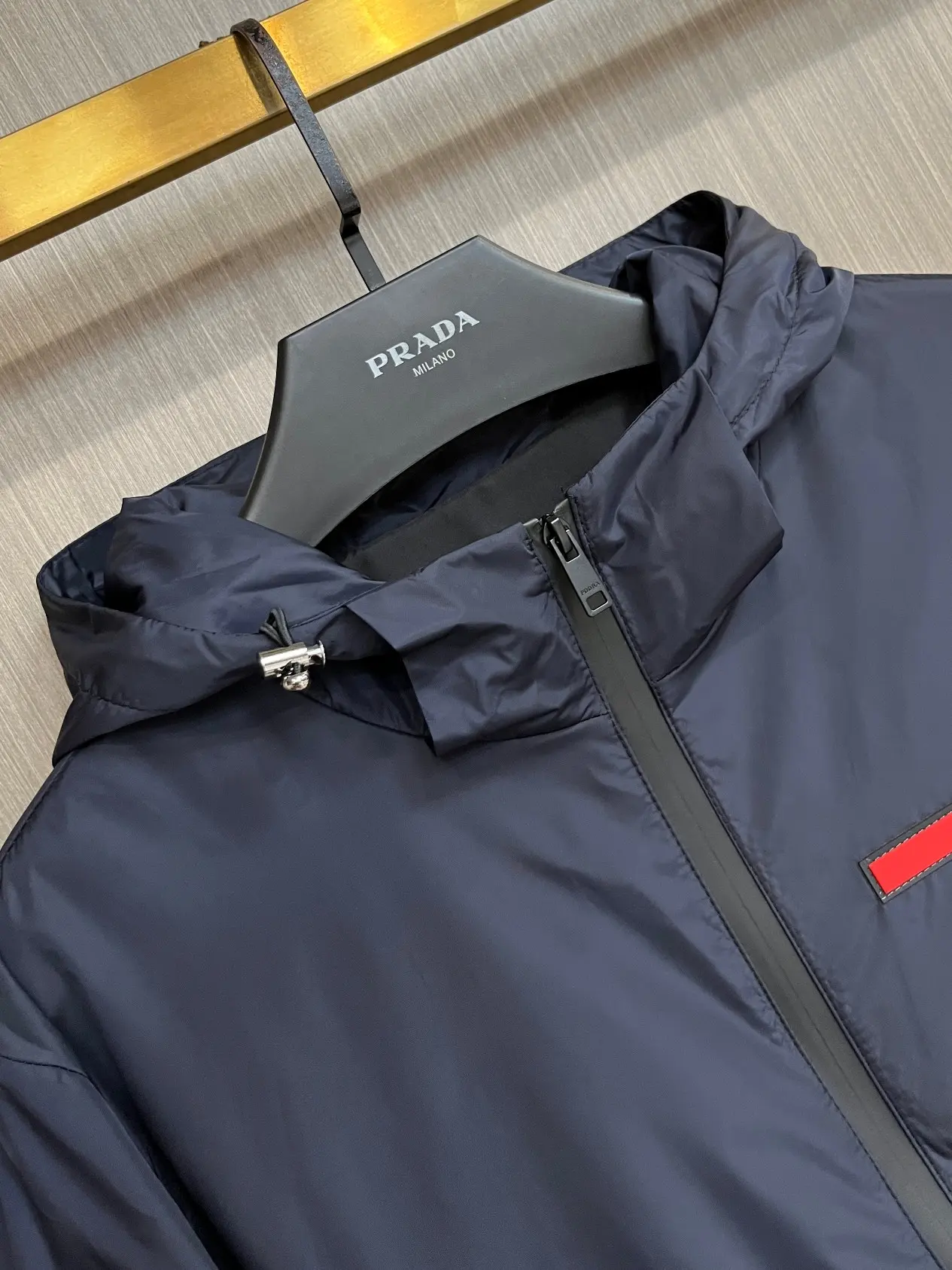 Logo-Patch Hooded Shell Jacket D38014291 — view 3