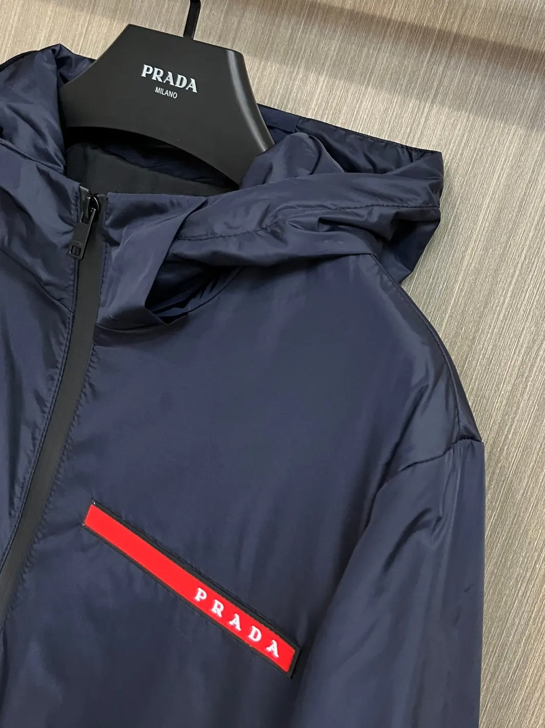 Logo-Patch Hooded Shell Jacket D38014291 — view 4