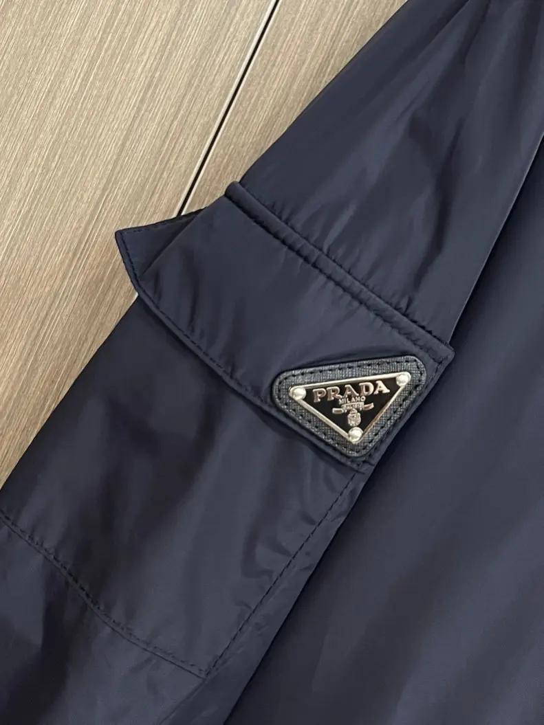 Logo-Patch Hooded Shell Jacket D38014291 — view 5