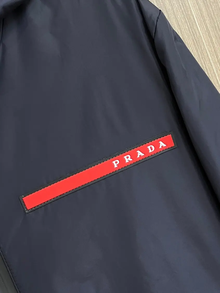Logo-Patch Hooded Shell Jacket D38014291 — view 6