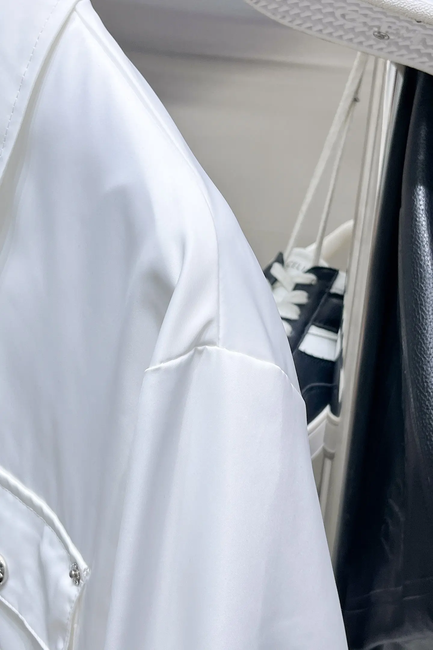 Logo-Appliquéd Zip-Up Blouson Jacket D38014455 — view 11