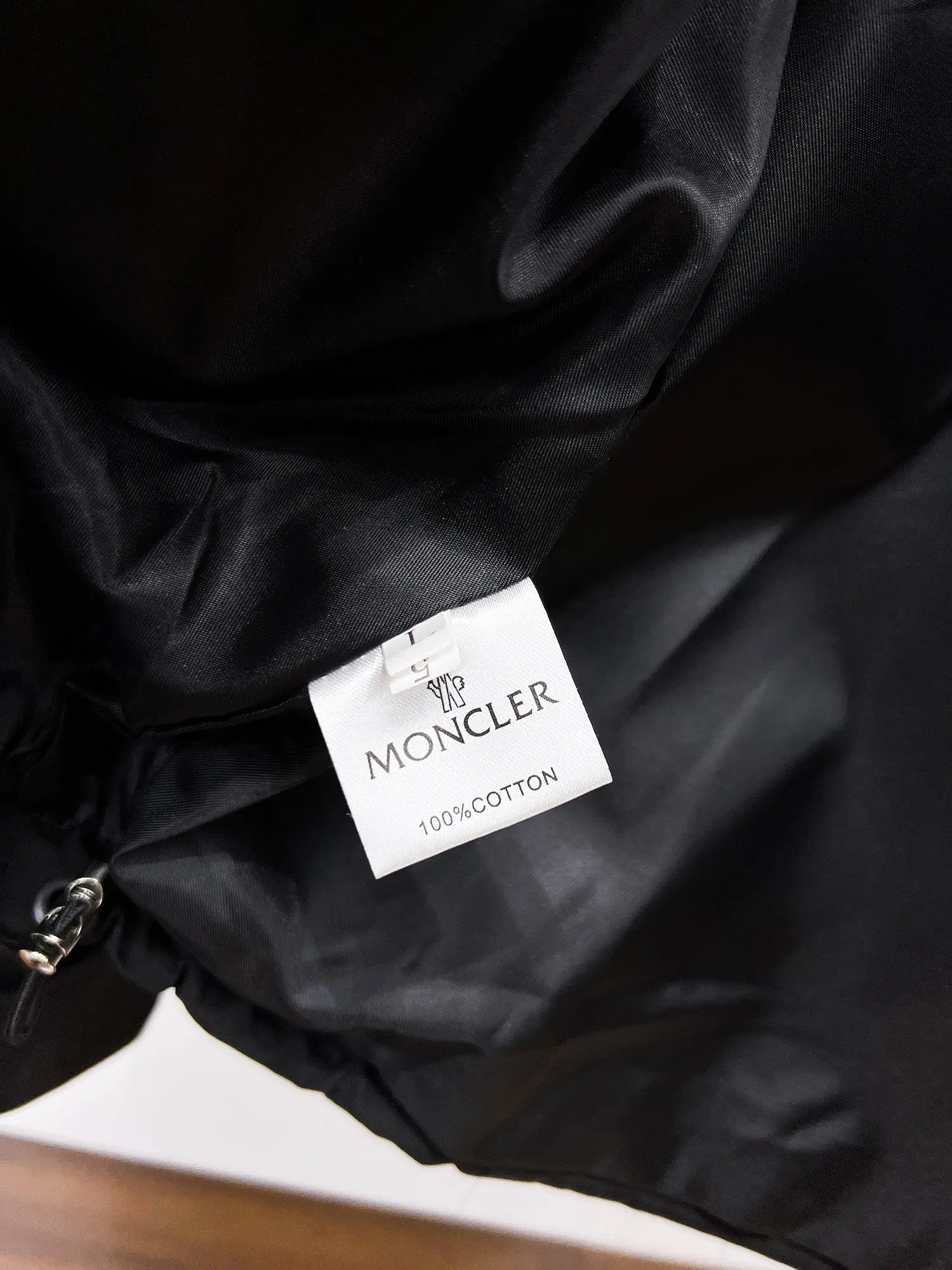 Hooded Technical Shell Jacket D38014708 — view 10