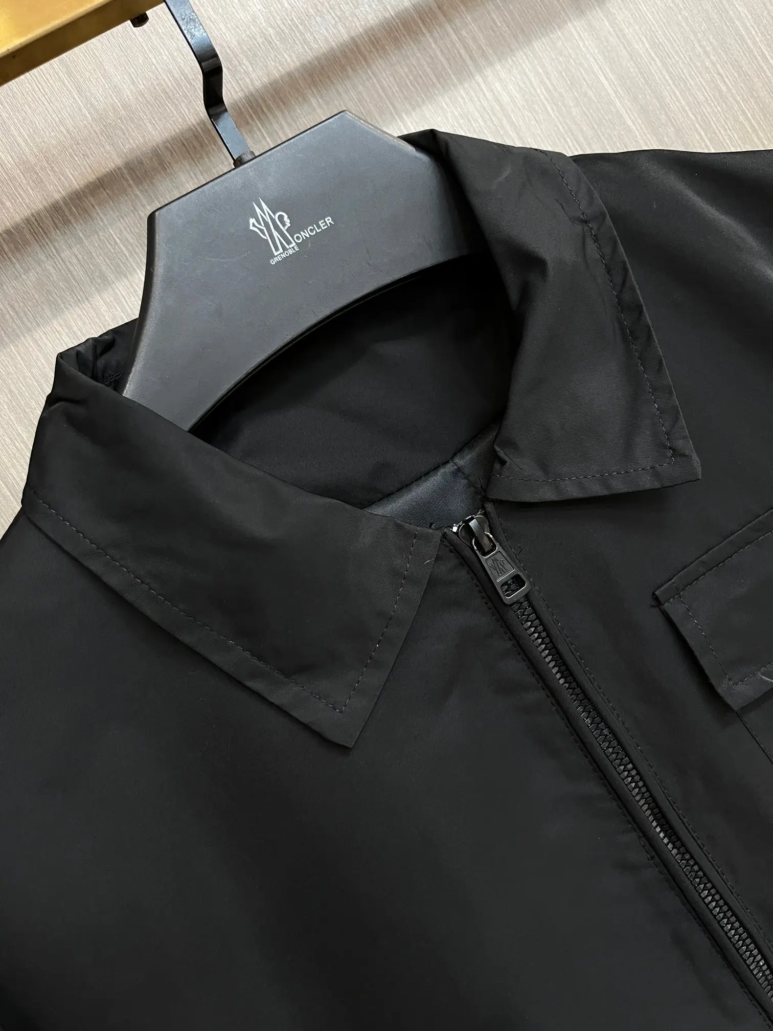 Logo-Appliqué Zip-Up Harrington Jacket D38014294 — view 3