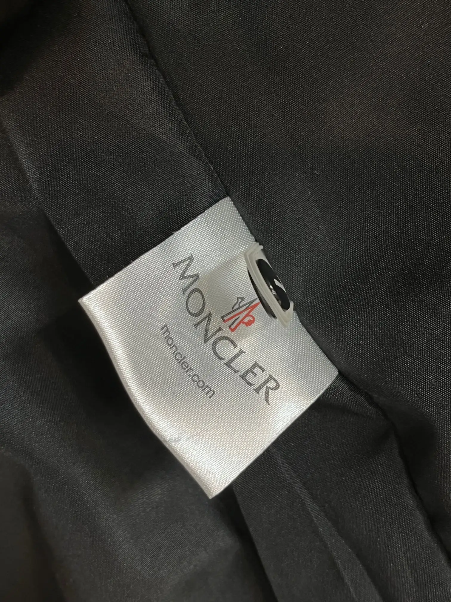 Logo-Print Hooded Shell Jacket D38014375 — view 9
