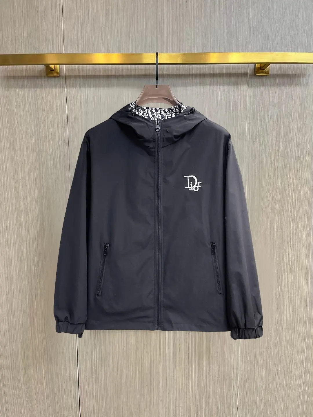 Reversible Hooded Windbreaker Jacket D38014340