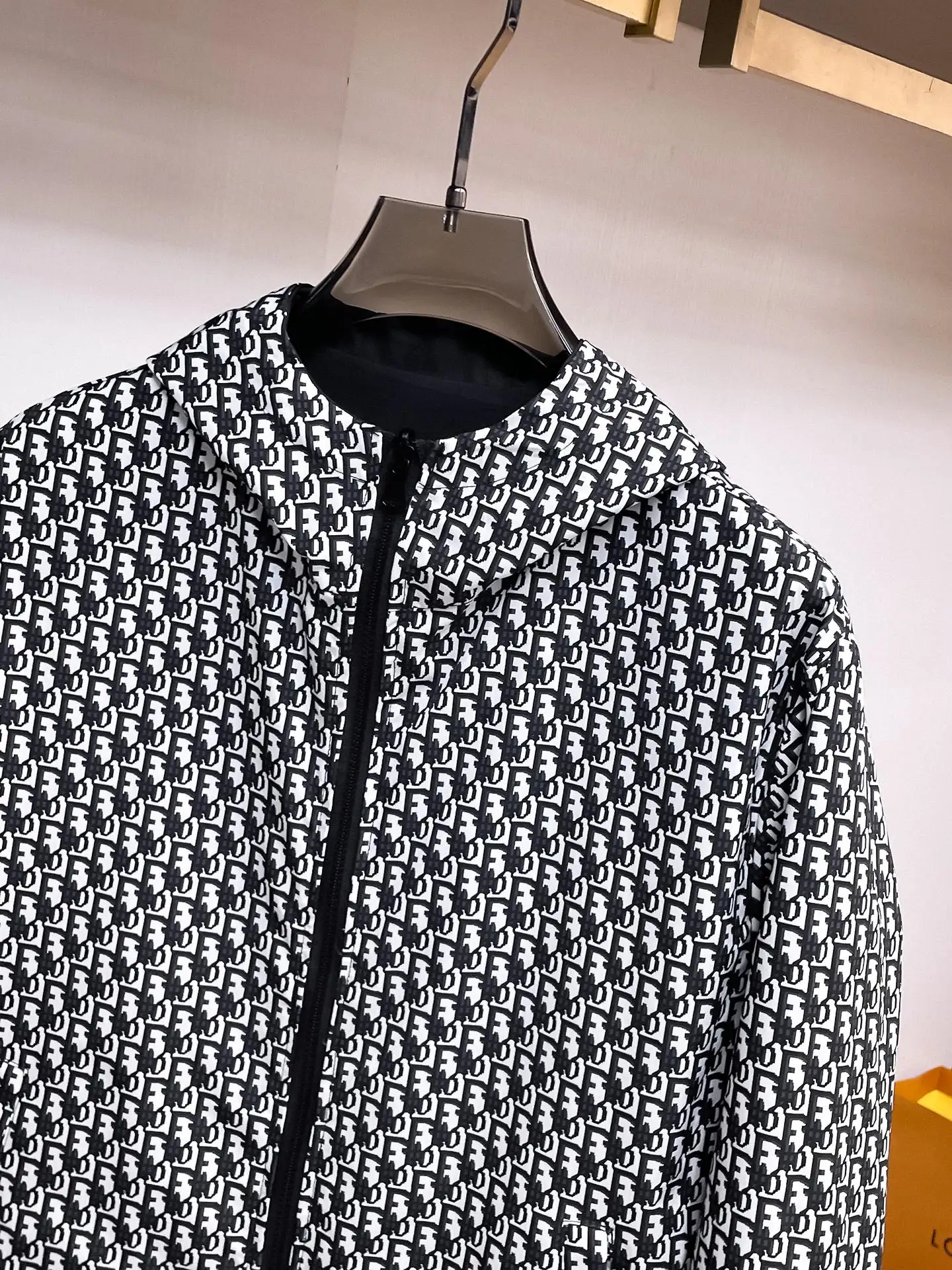 Reversible Hooded Windbreaker Jacket D38014340 — view 11