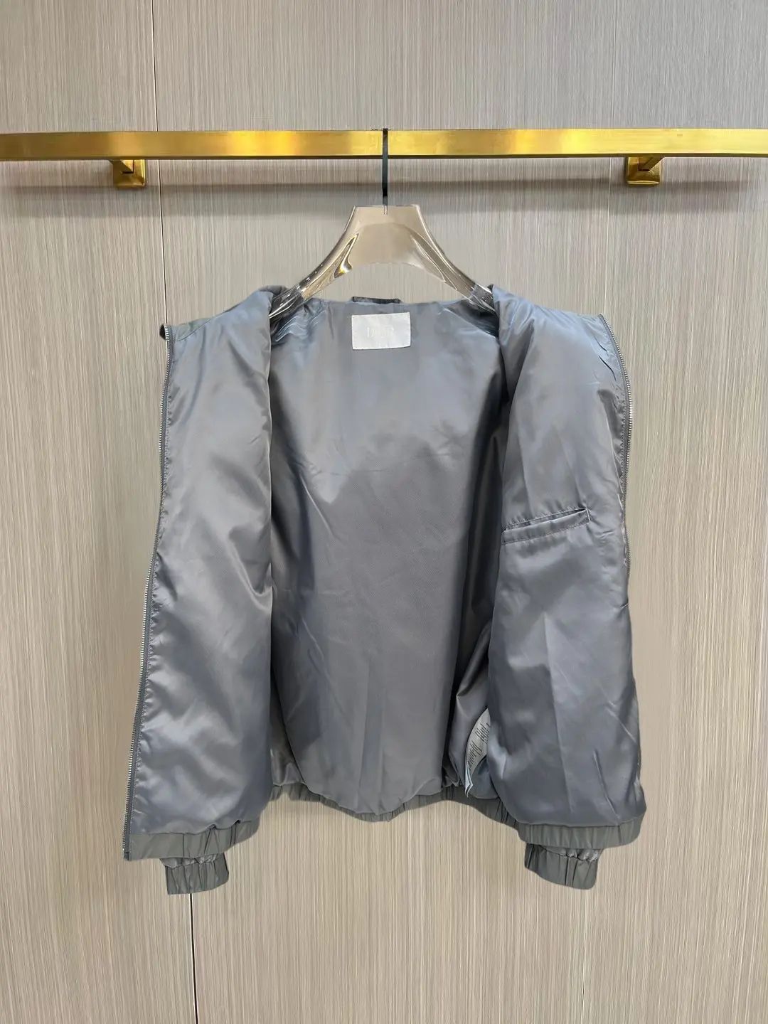 Oblique Reversible Hooded Jacket D38014452 — view 4