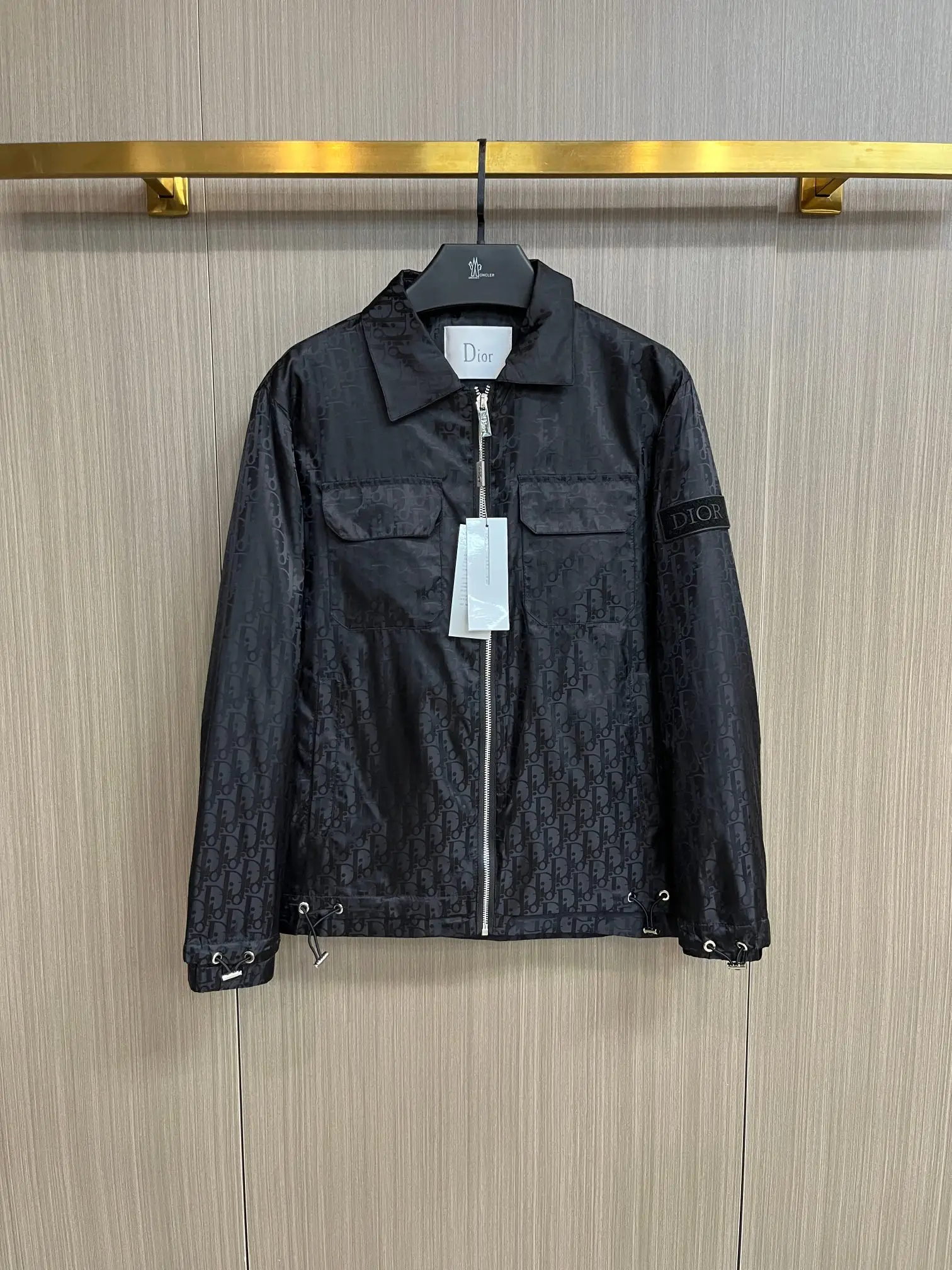 Oblique Jacquard Hooded Zip-Up Jacket D38014391