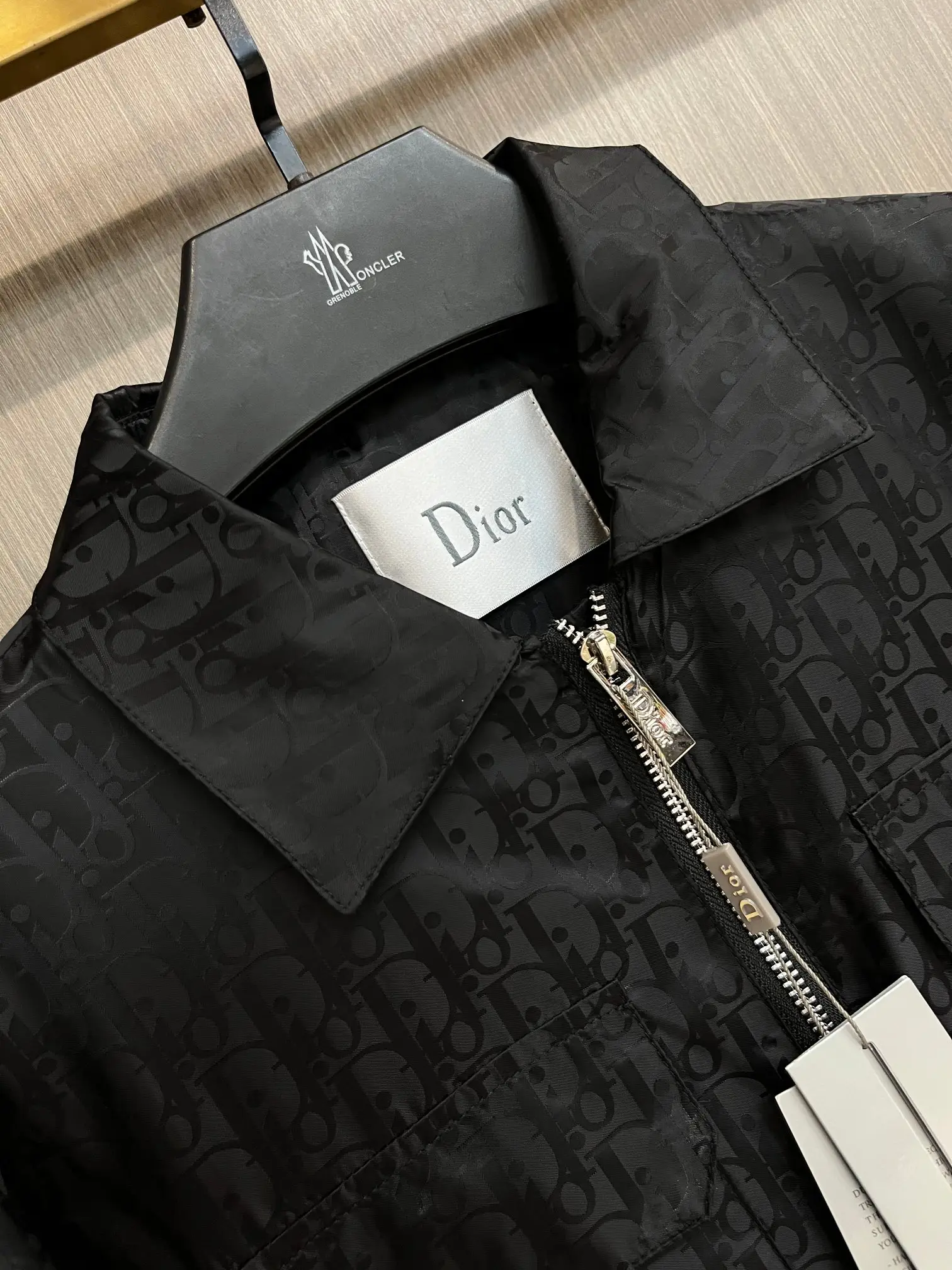 Oblique Jacquard Hooded Zip-Up Jacket D38014391 — view 3