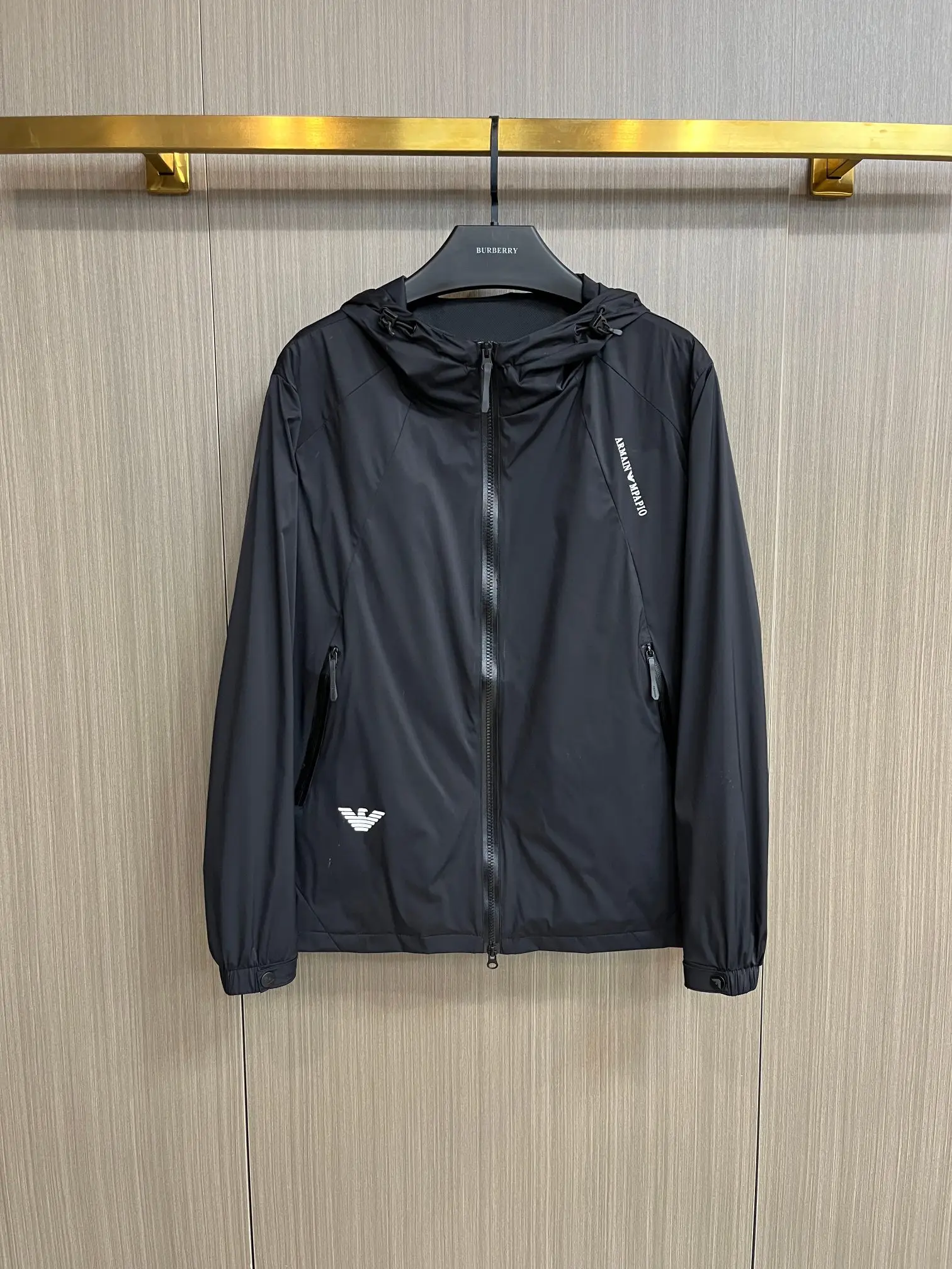 Logo-Print Hooded Shell Jacket D38014311