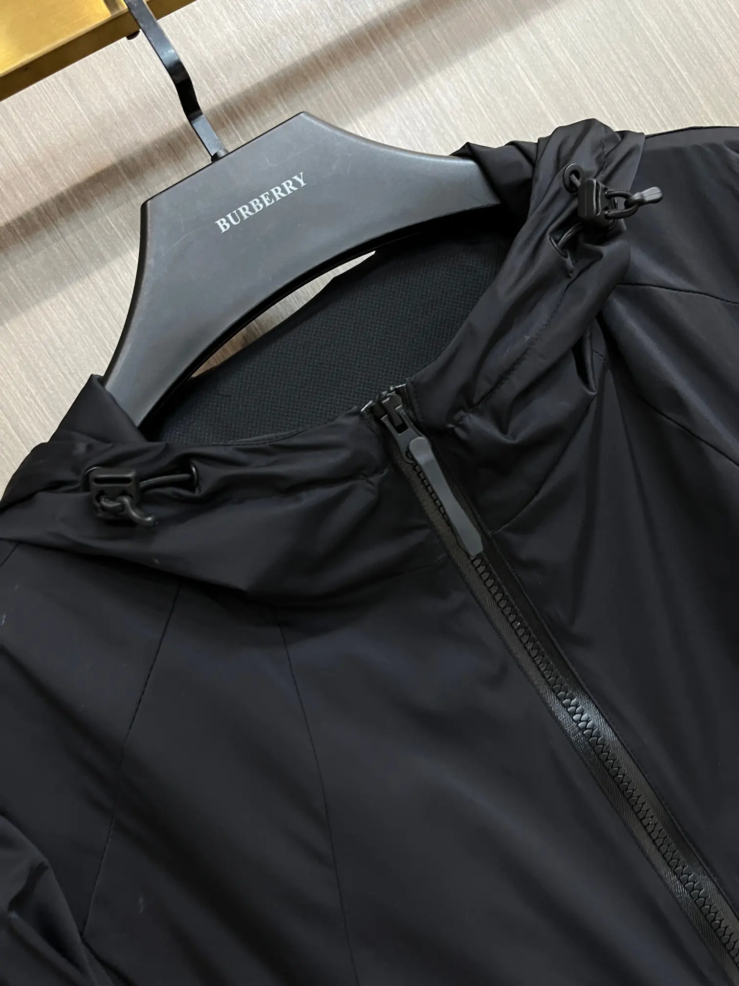 Logo-Print Hooded Shell Jacket D38014311 — view 3