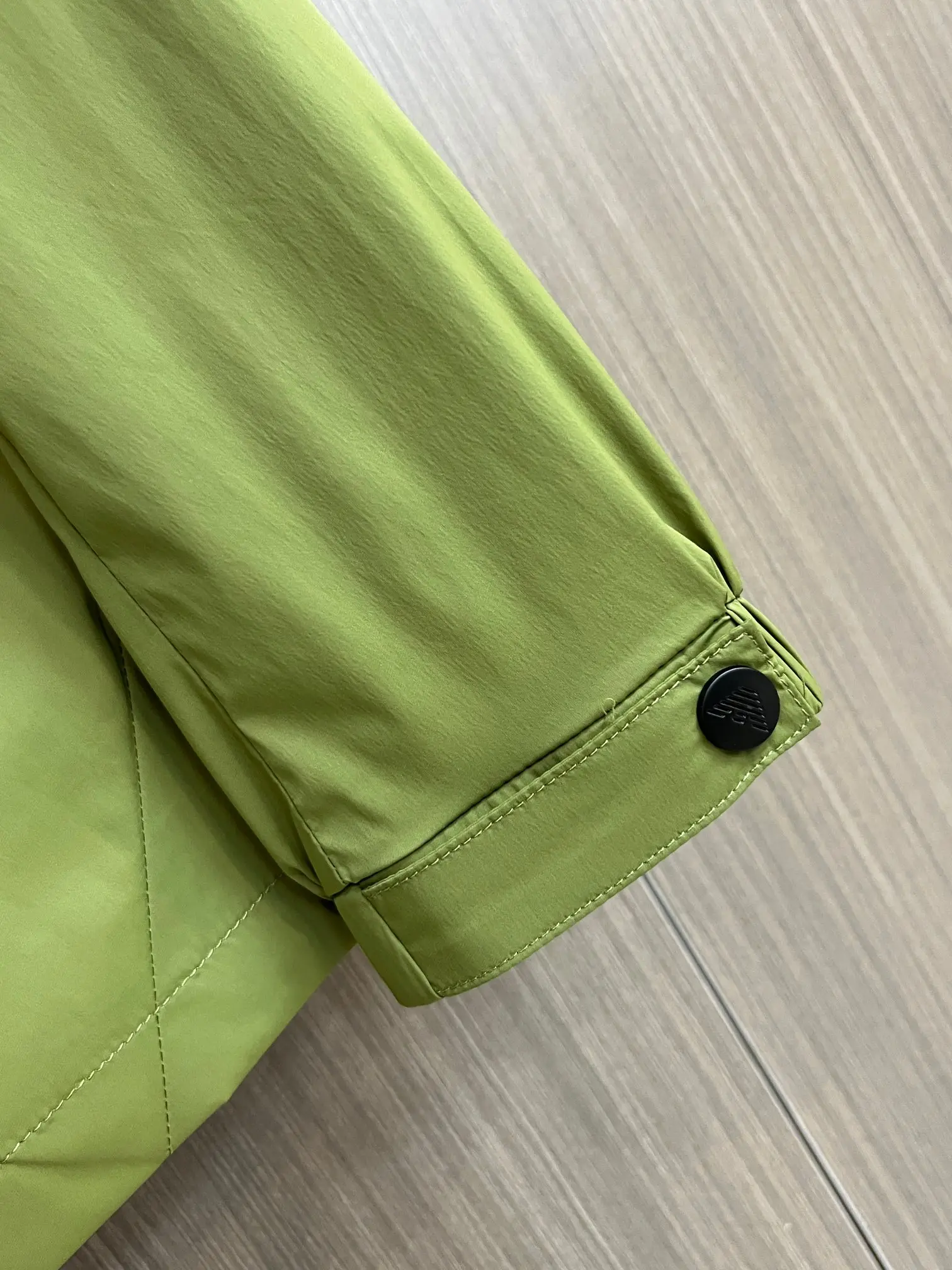 Logo-Print Hooded Windbreaker Jacket D38014310 — view 9