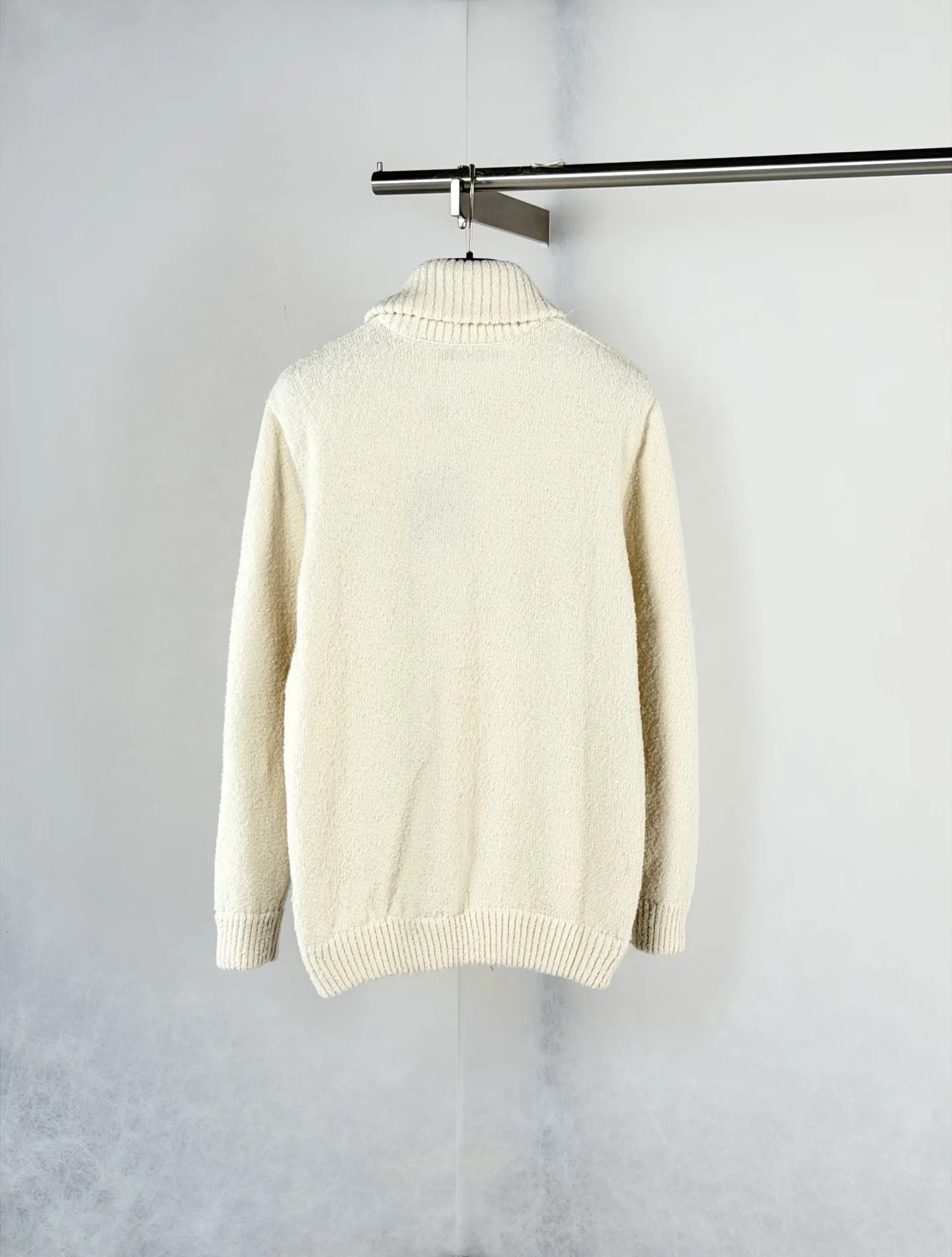 Logo Embroidery Bouclé Knit Zip-Up Cardigan D38020736 — view 2