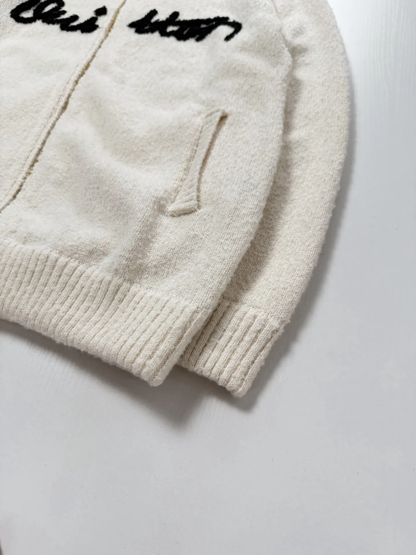 Logo Embroidery Bouclé Knit Zip-Up Cardigan D38020736 — view 10