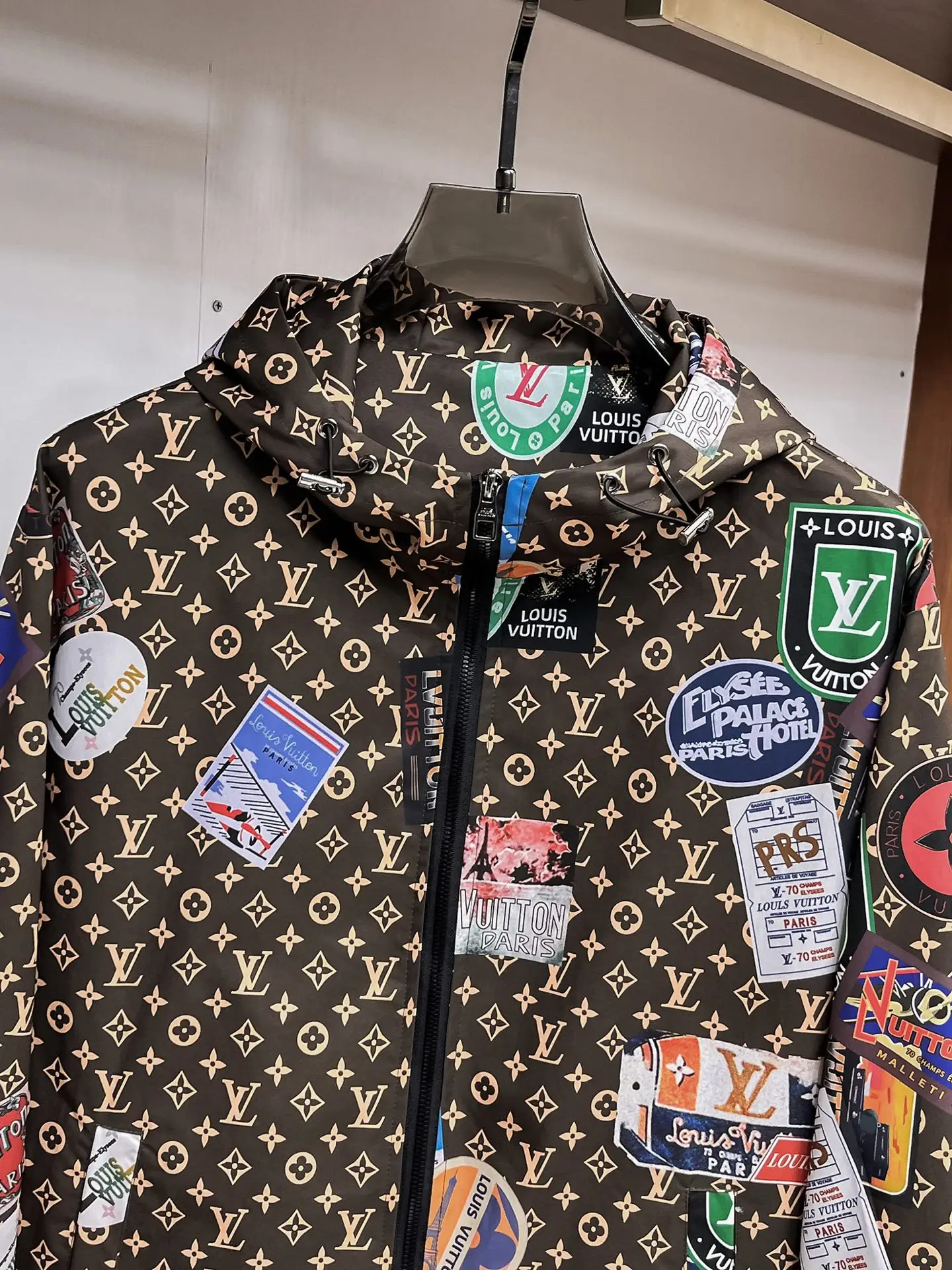 Monogram Patchwork Hooded Windbreaker D38014682 — view 4