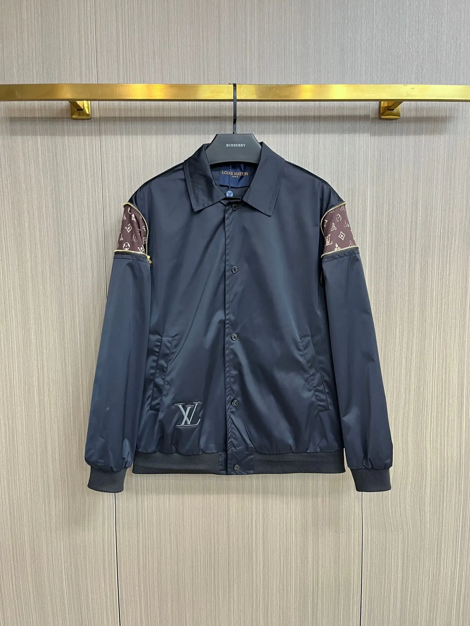 Monogram Detail Lightweight Coach Jacket D38014374