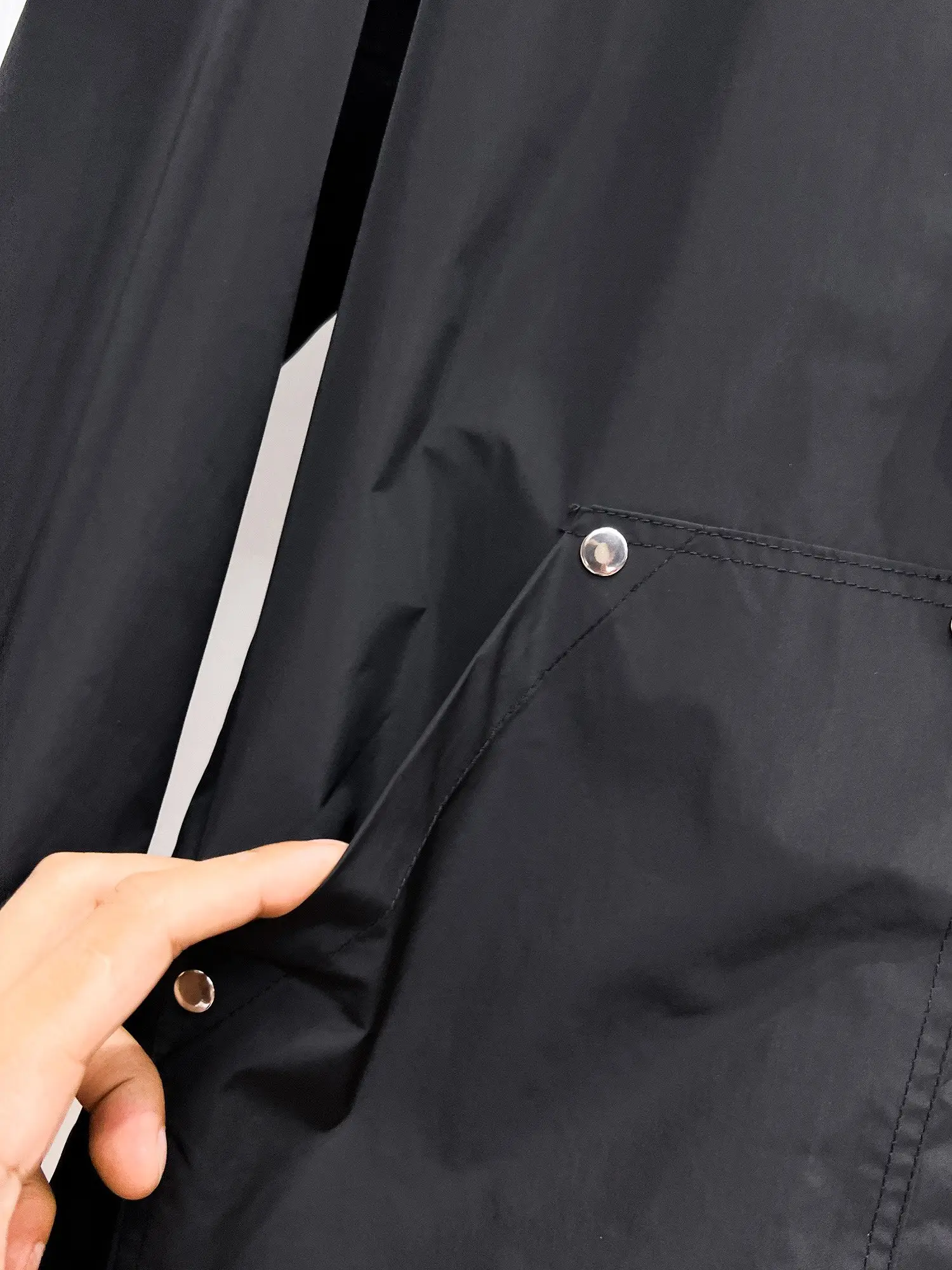 Logo-Patch Hooded Shell Jacket D39014686 — view 10