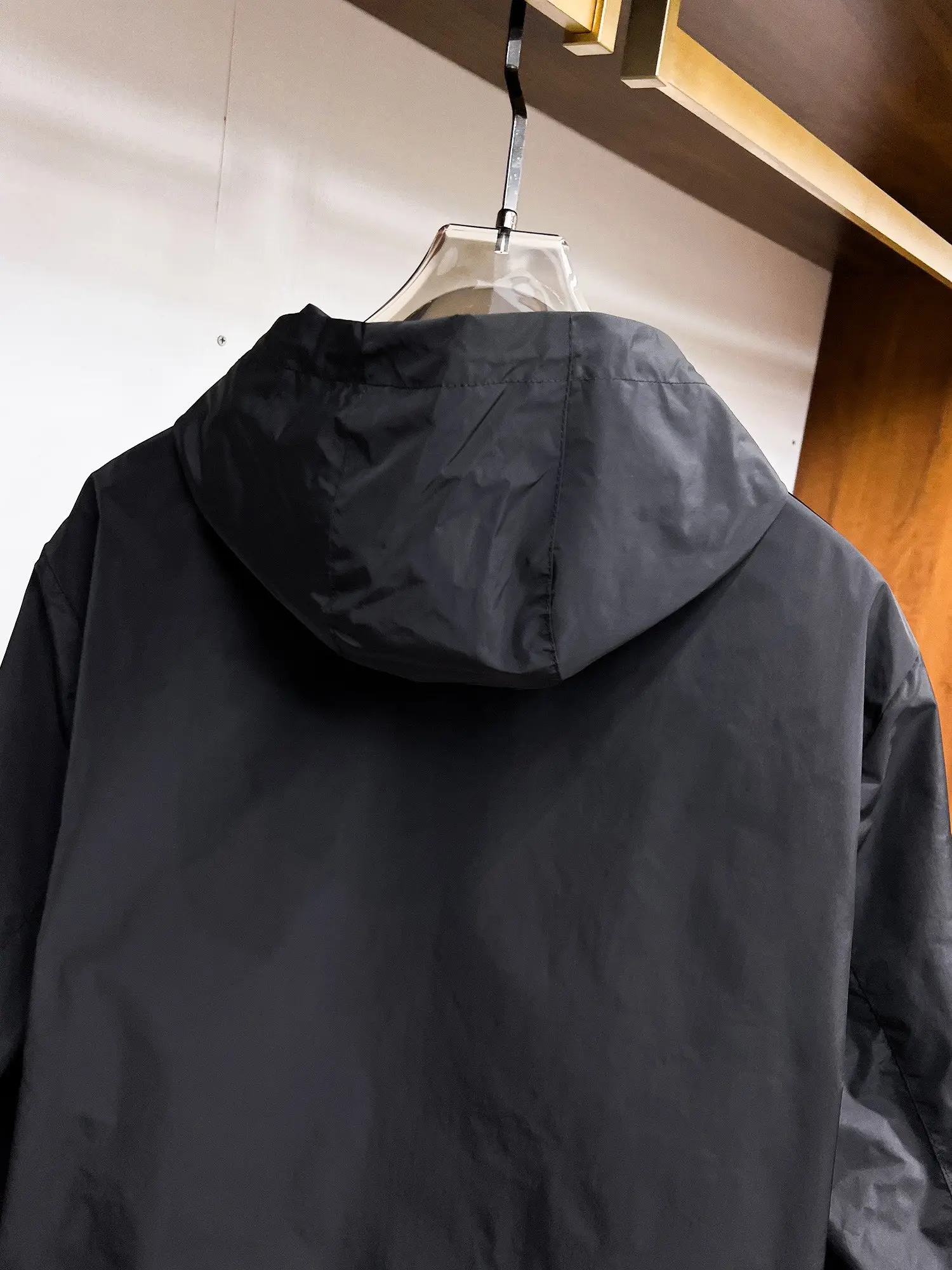 Logo-Patch Hooded Shell Jacket D39014686 — view 12