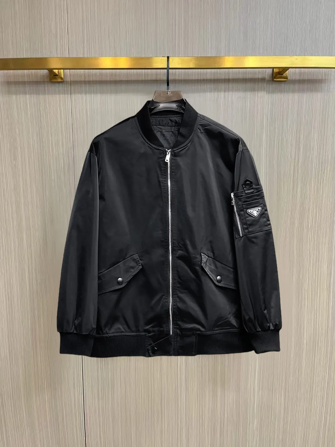 Logo-Appliquéd Re-Nylon Bomber Jacket D39014456