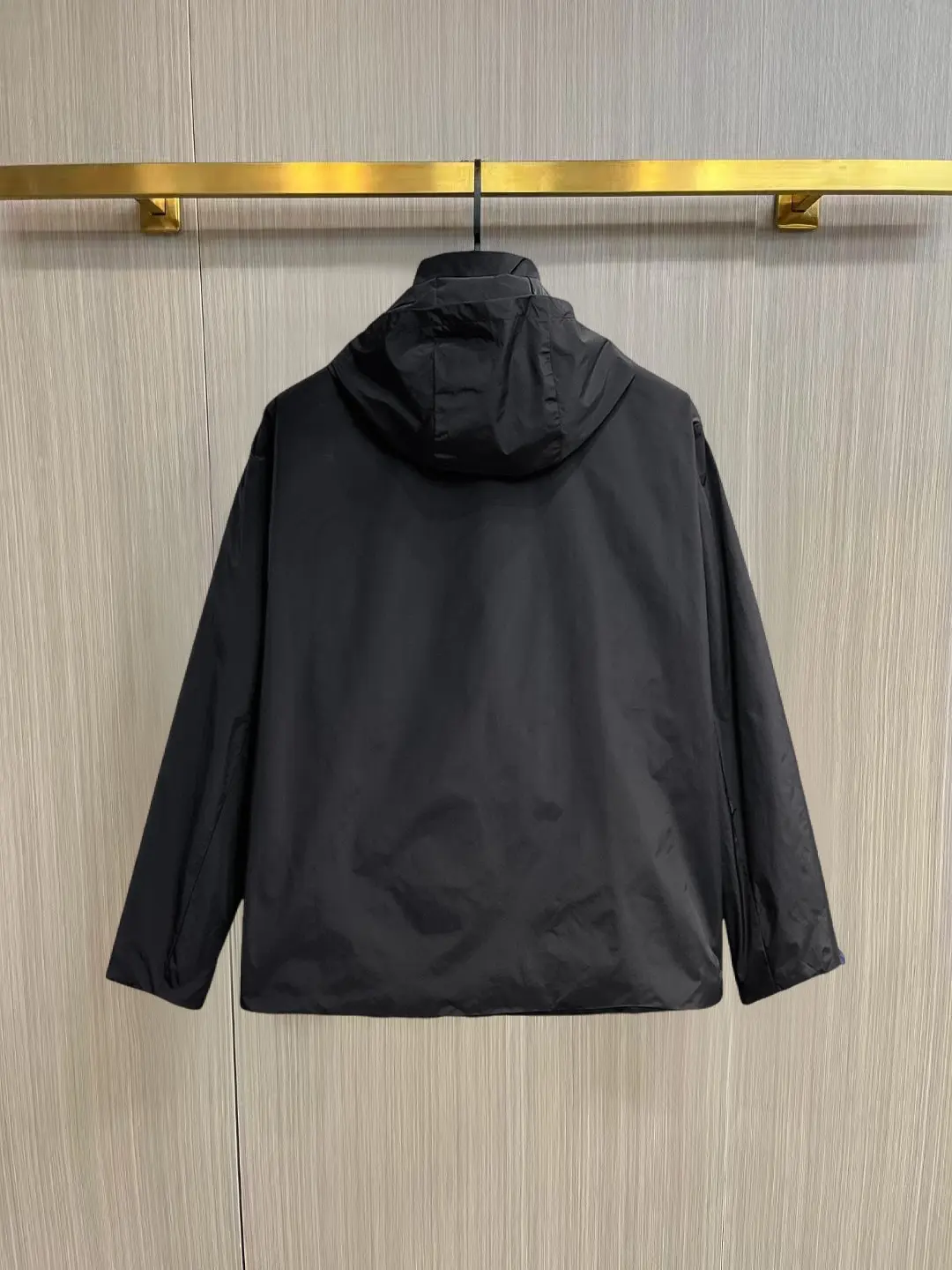 Logo-Appliquéd Hooded Shell Jacket D39014460 — view 2